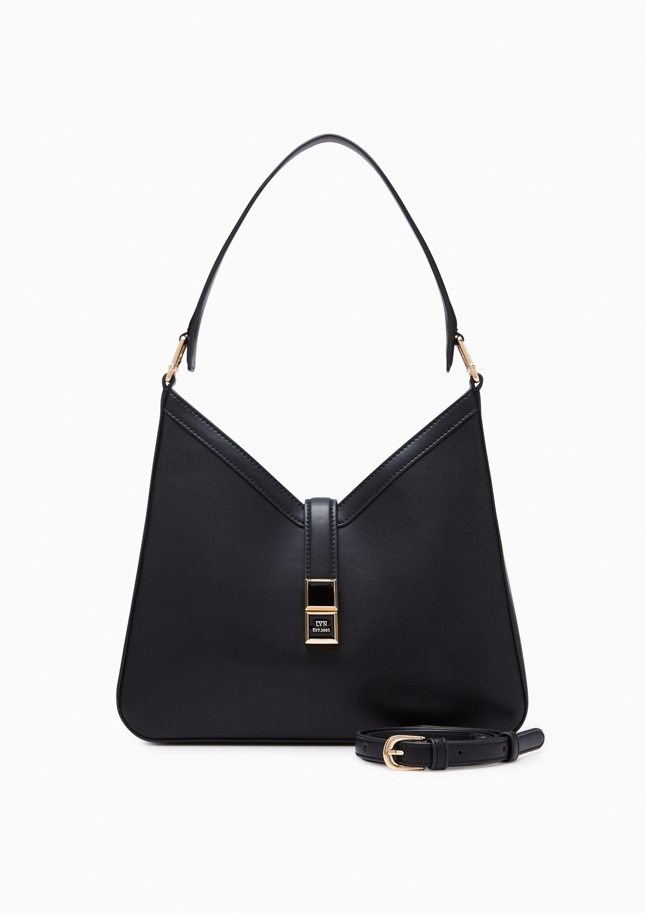 Dizzy L Shoulder Bag Black : ร้านลินออนไลน์อย่างเป็นทางการ | Lyn Online  Official Store