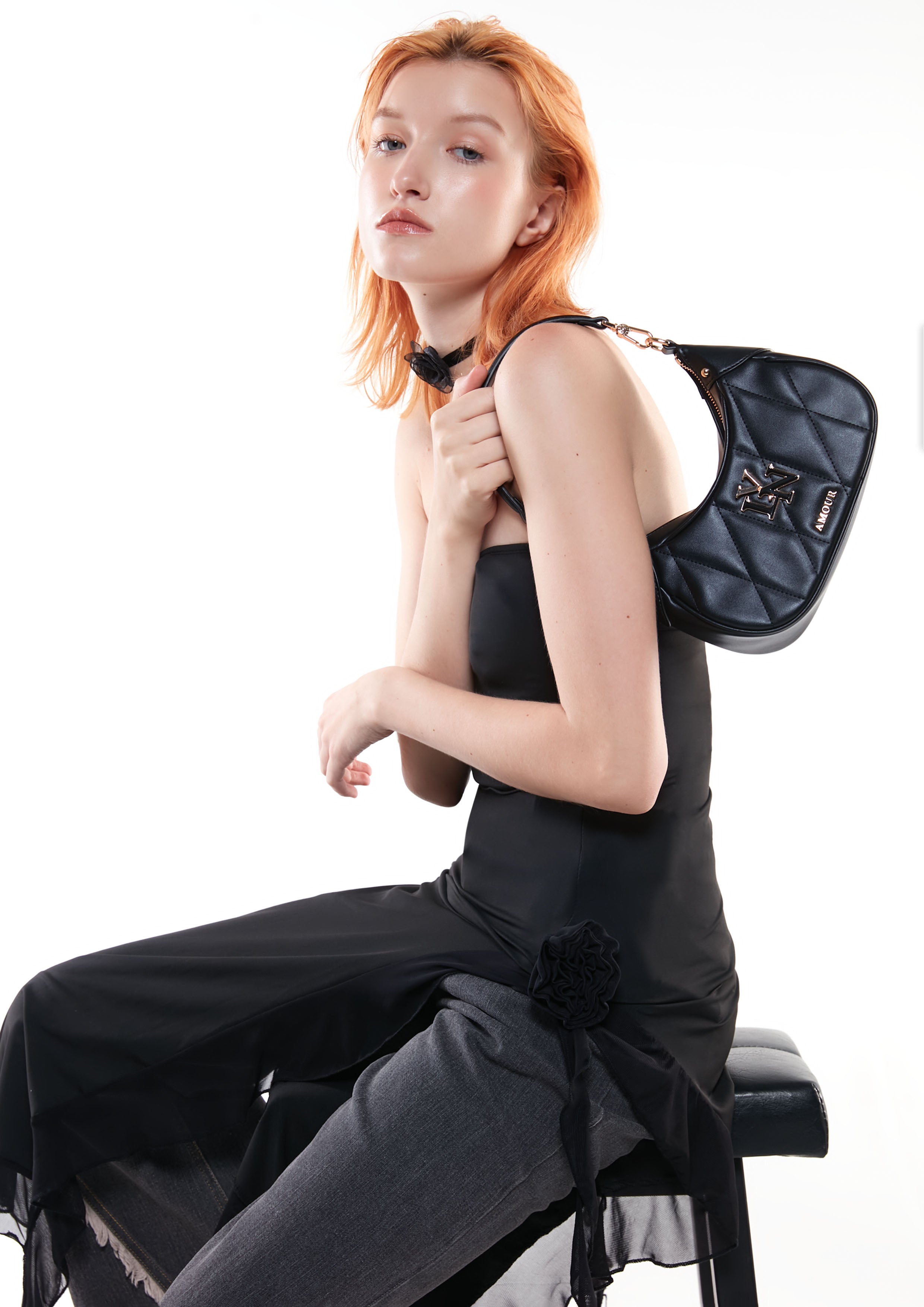 Gaston S Shoulder Bag Black - Lyn TH