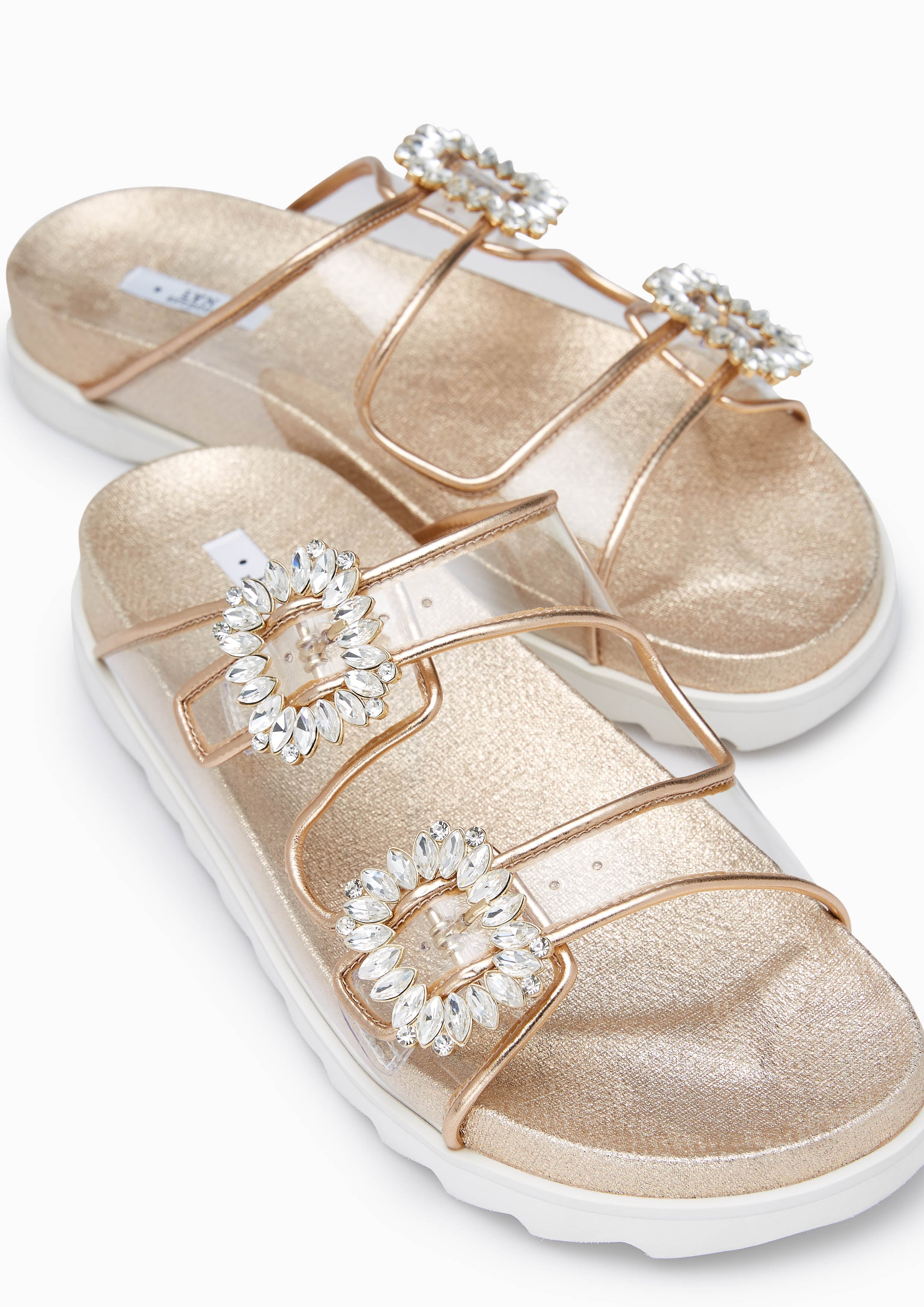 Veeni Flat Sandals Gold - Lyn TH