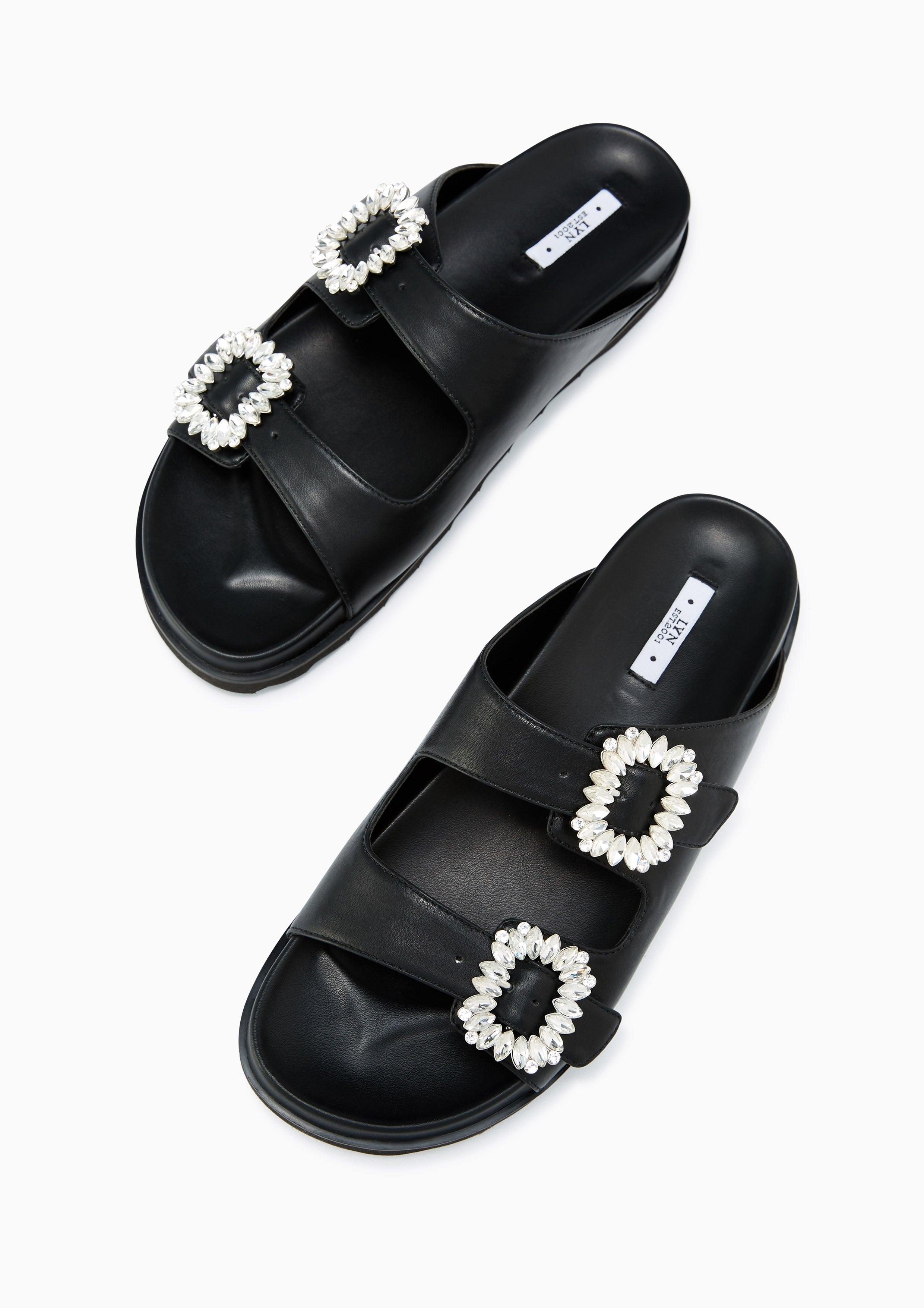 Veeni Plain Flat Sandals Black - Lyn TH