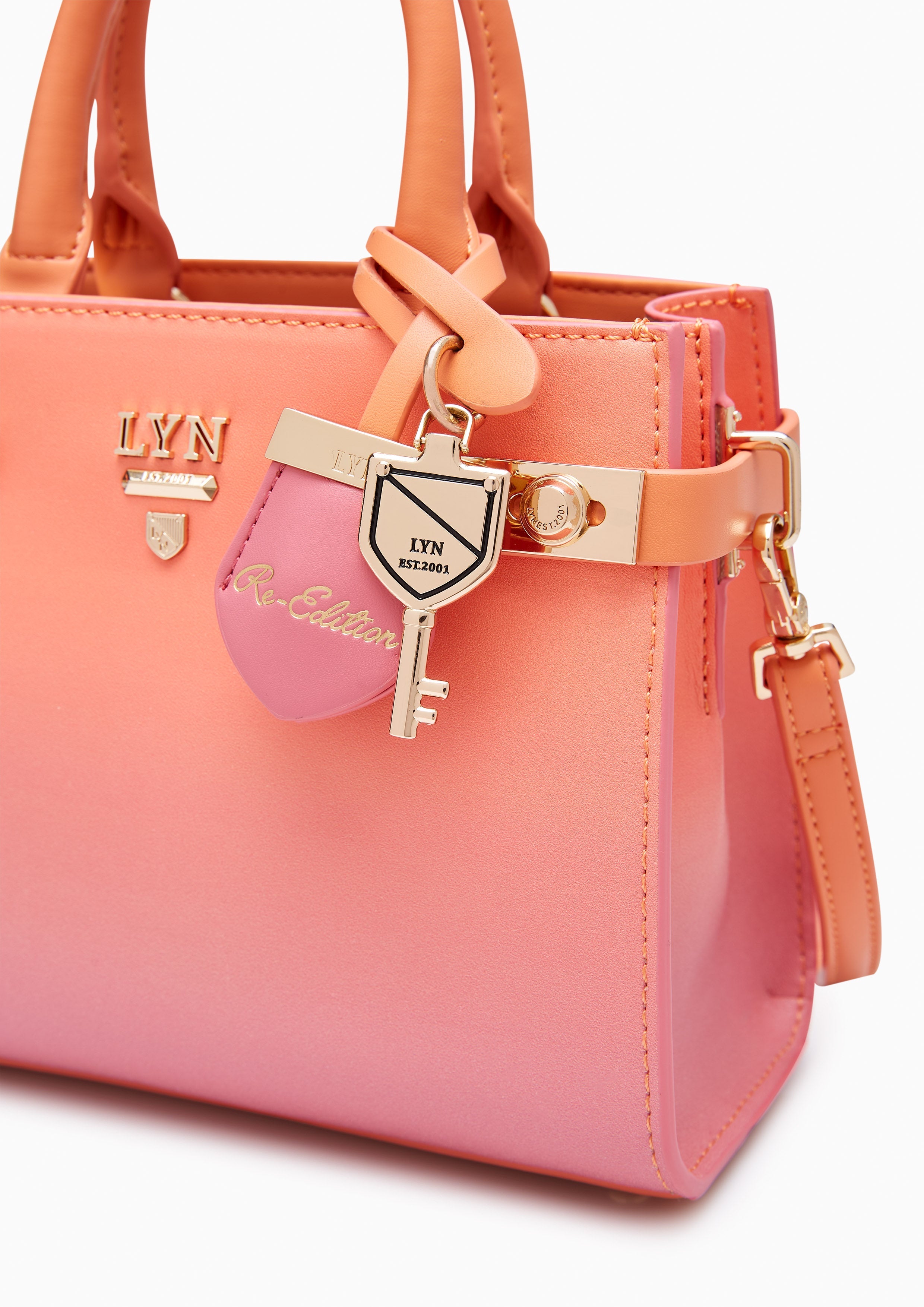 Re-Edit Ray Fineness Flap S Crossbody Bag Pink - Lyn TH