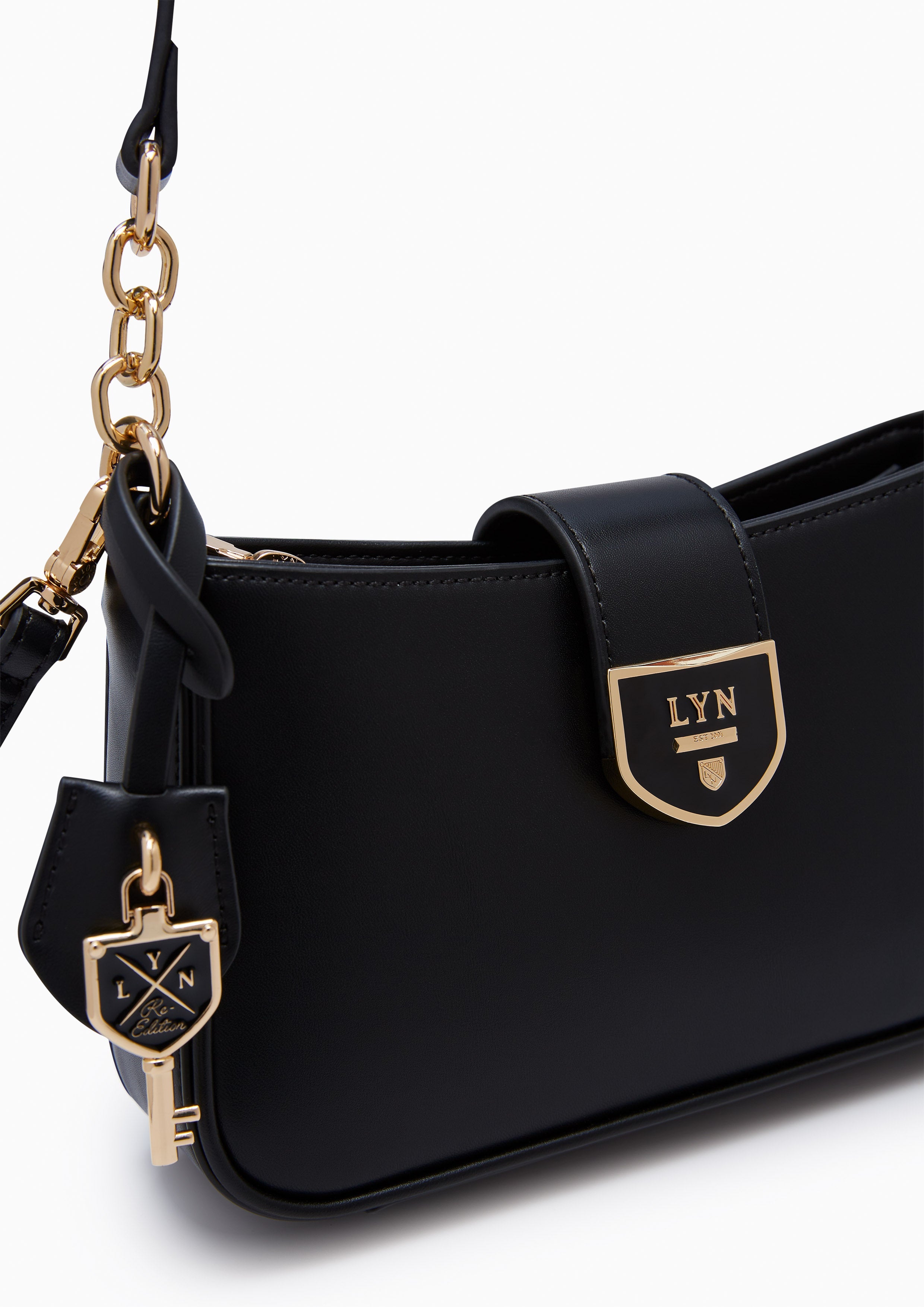 Re-Edit Ray Atella Shoulder Bag Black - Lyn TH