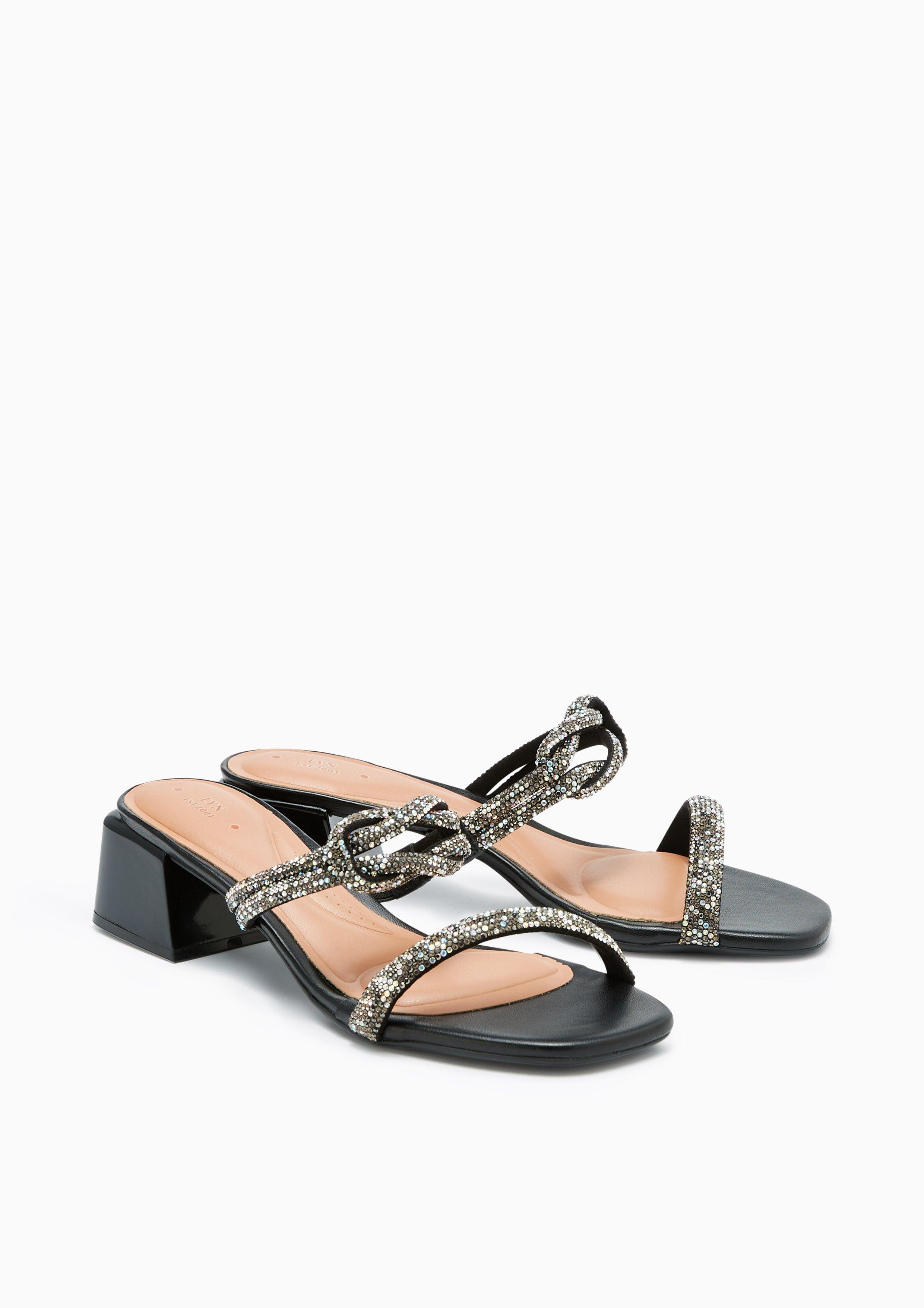 Battle Low Heel Sandals Black - Lyn TH