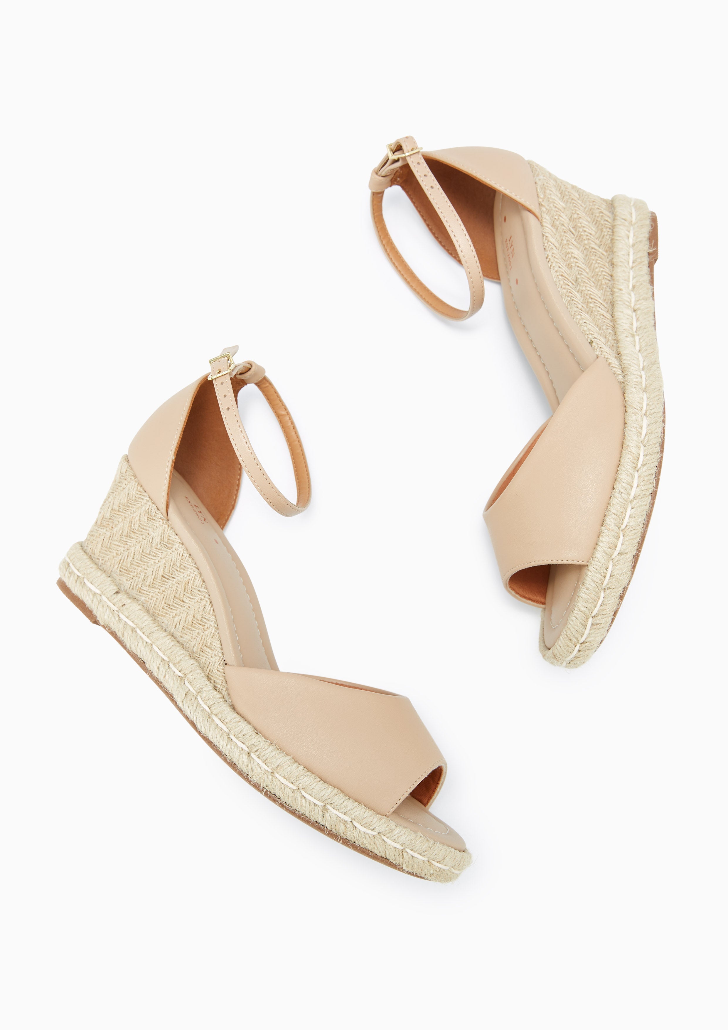 Bossy Slingback Wedges Ivory - Lyn TH