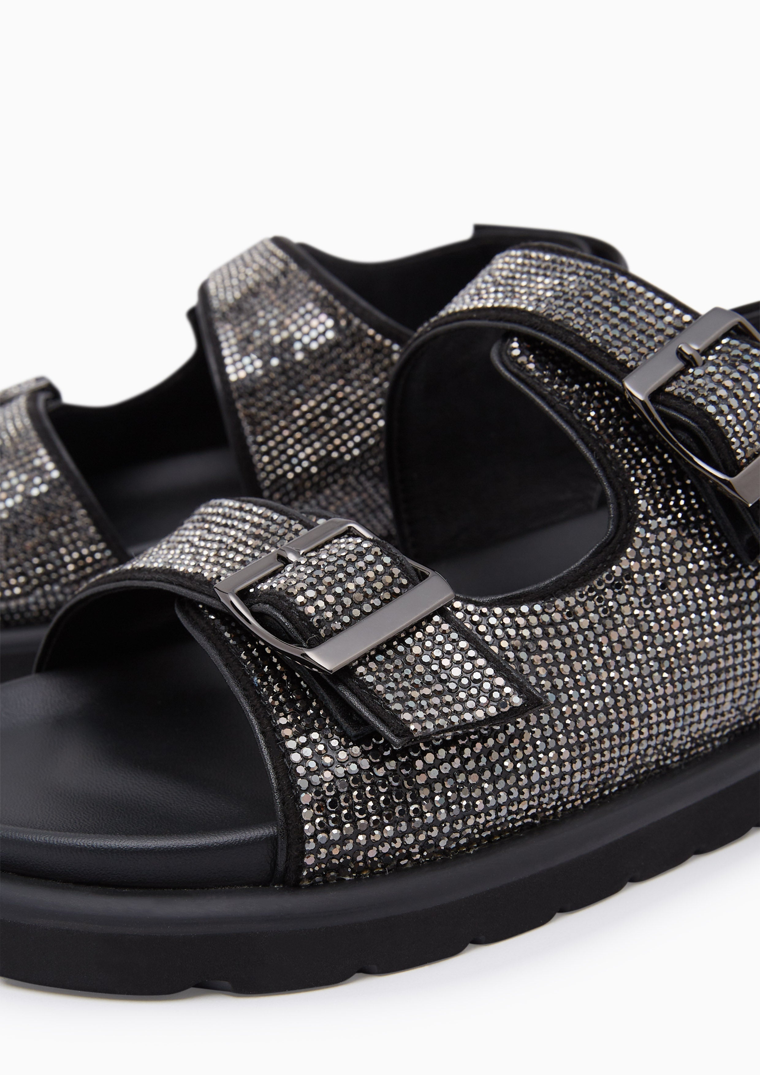 Brinky Flat Sandals Black - Lyn TH