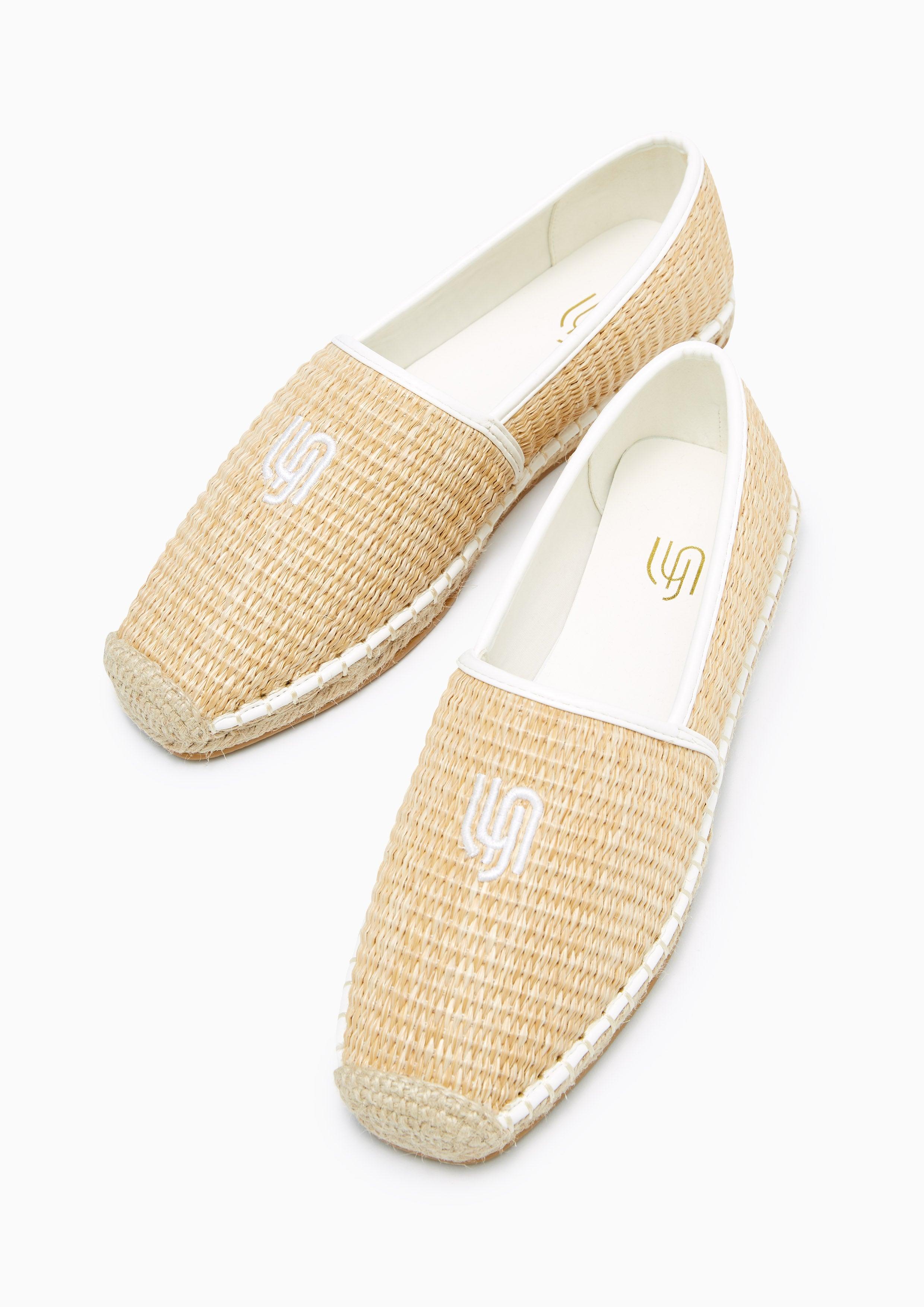 Balmy Infinite Espadrilles Beige - Lyn TH