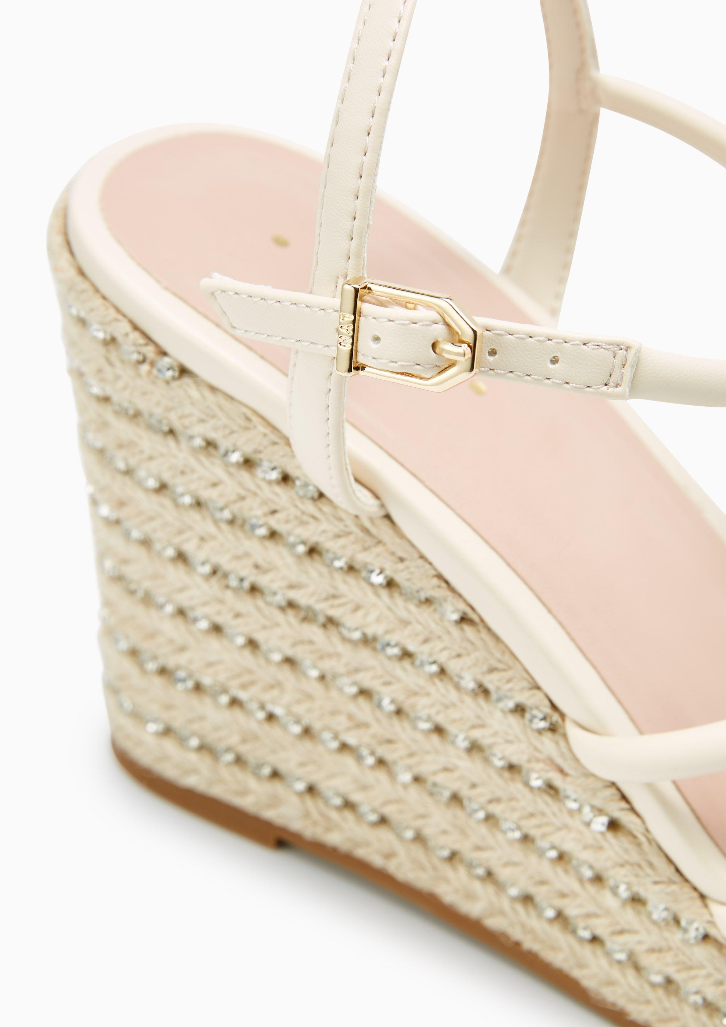 Bever Wedges Ivory - Lyn TH