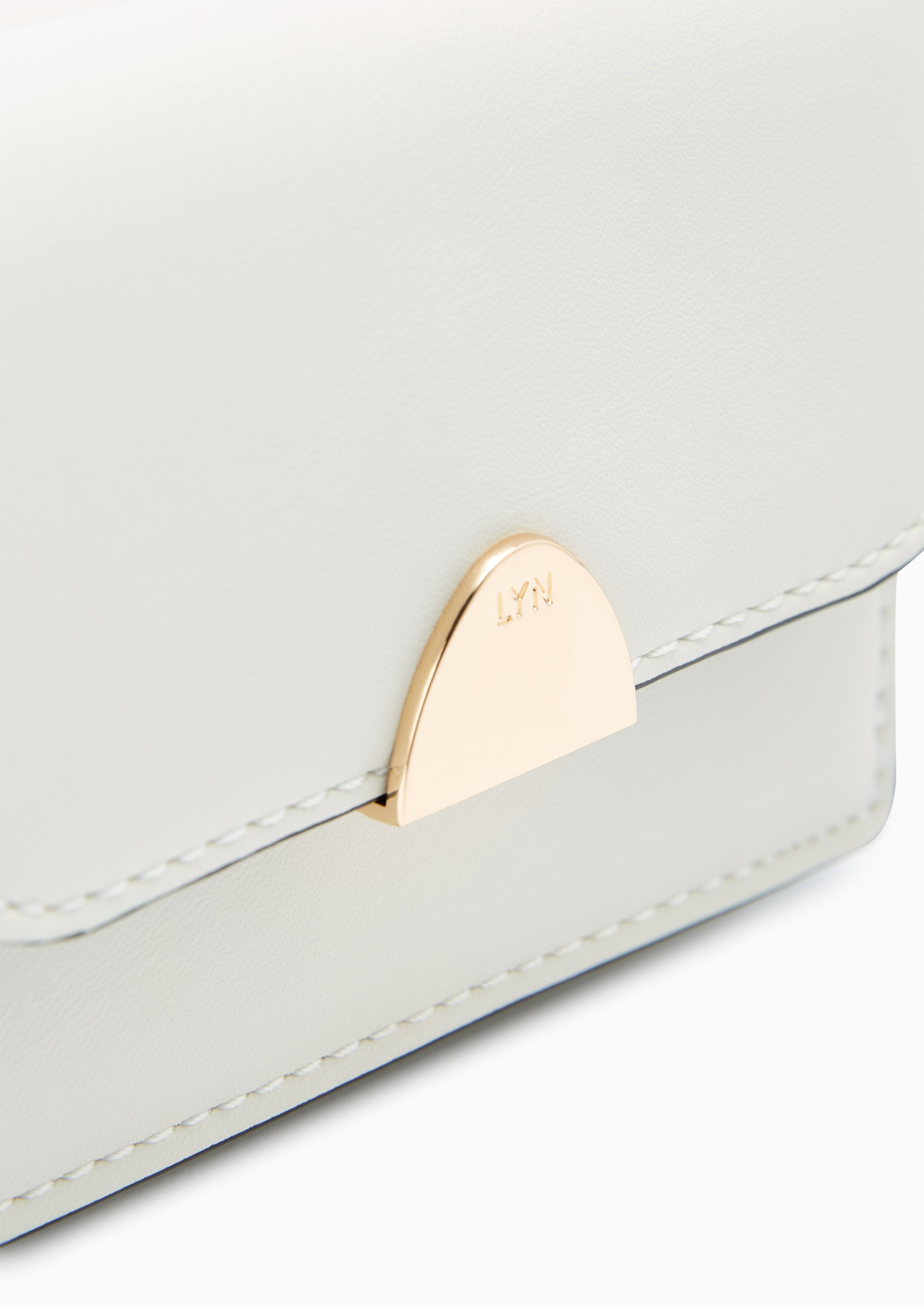 Amuse Mini Short Wallet Ivory - Lyn TH