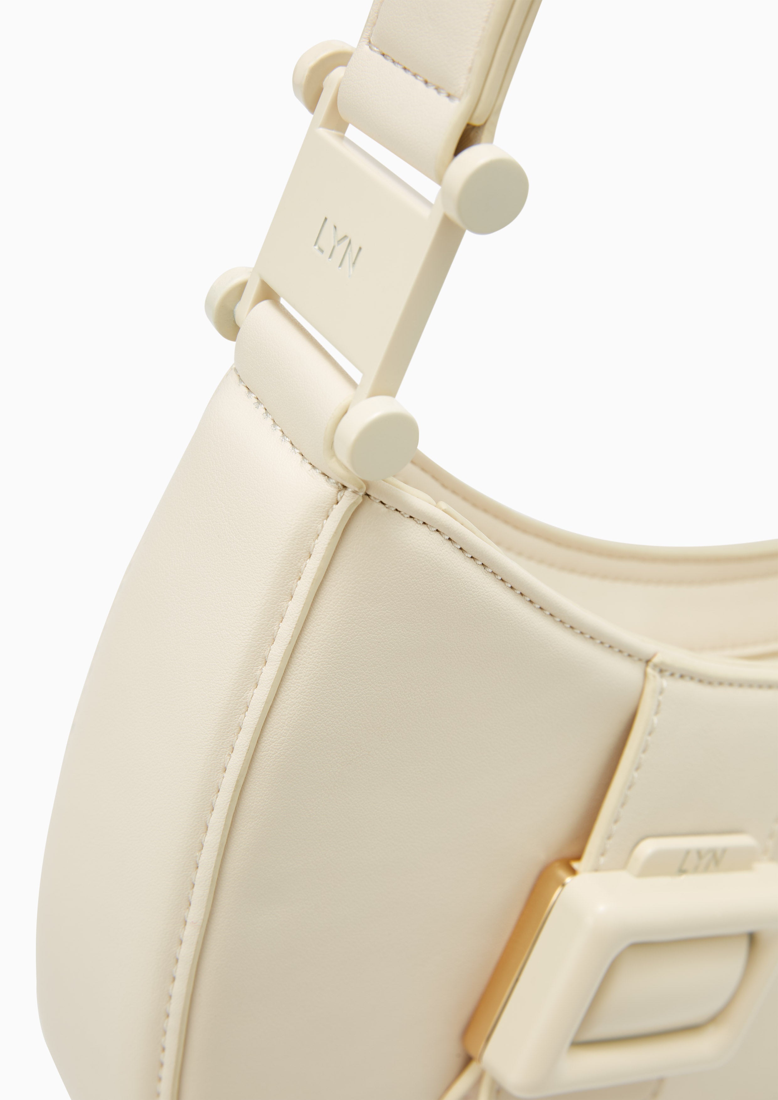 Shelly Shoulder Bag Ivory