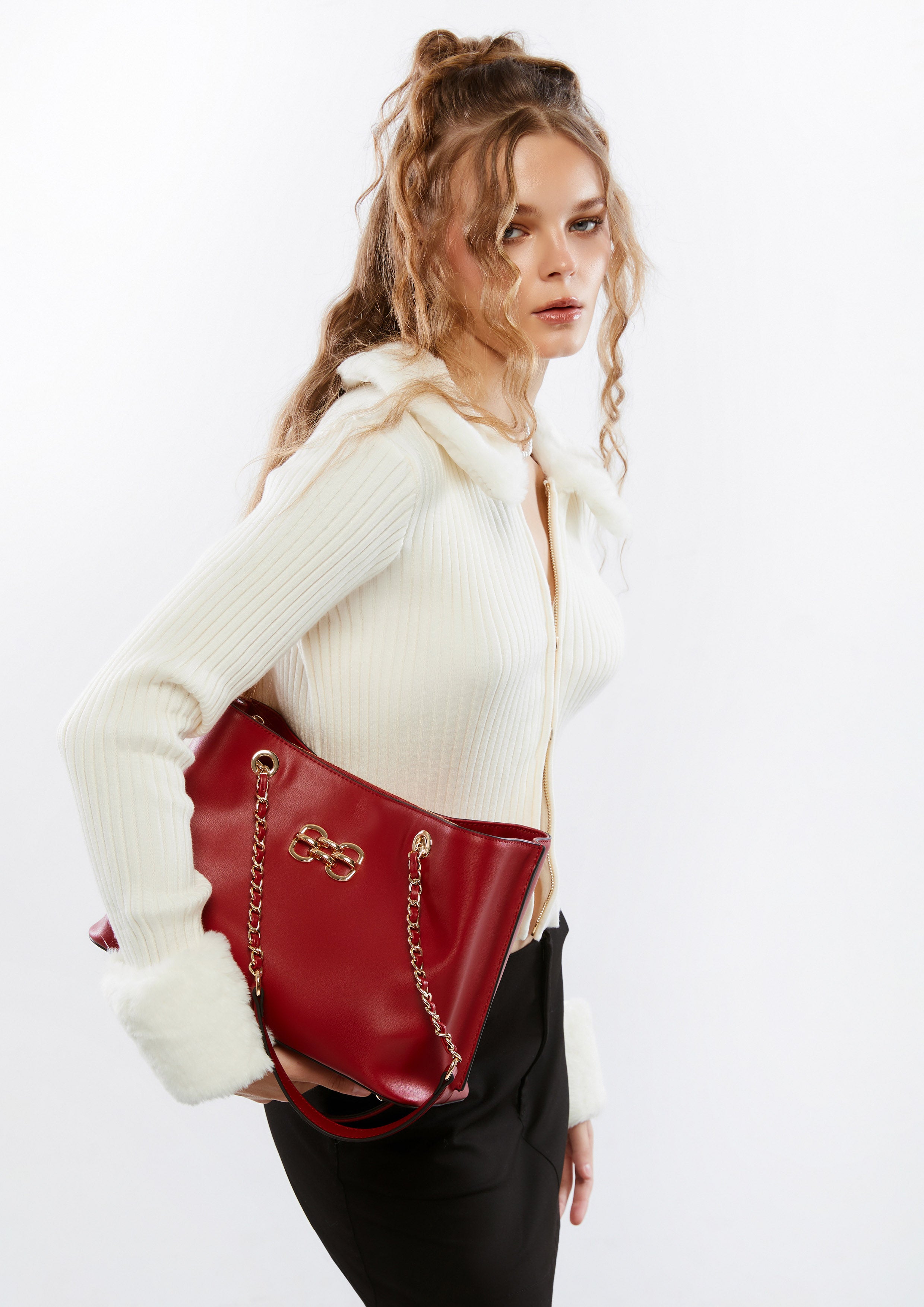 Jonah Shoulder Bag M Red