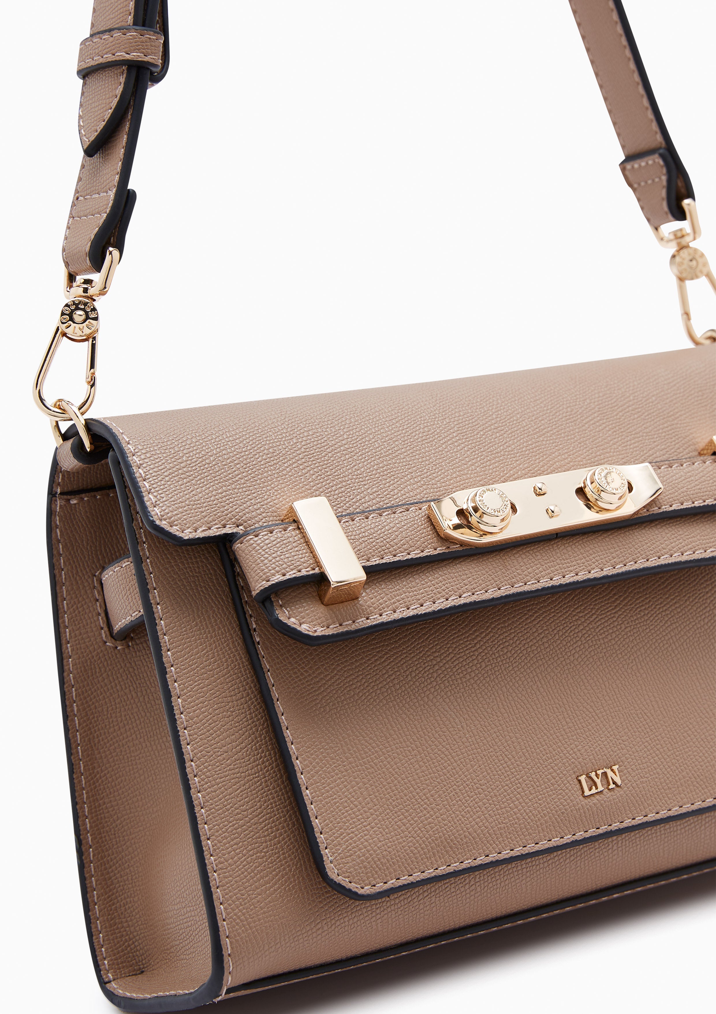 Flawless M Shoulder Bag Brown - Lyn TH