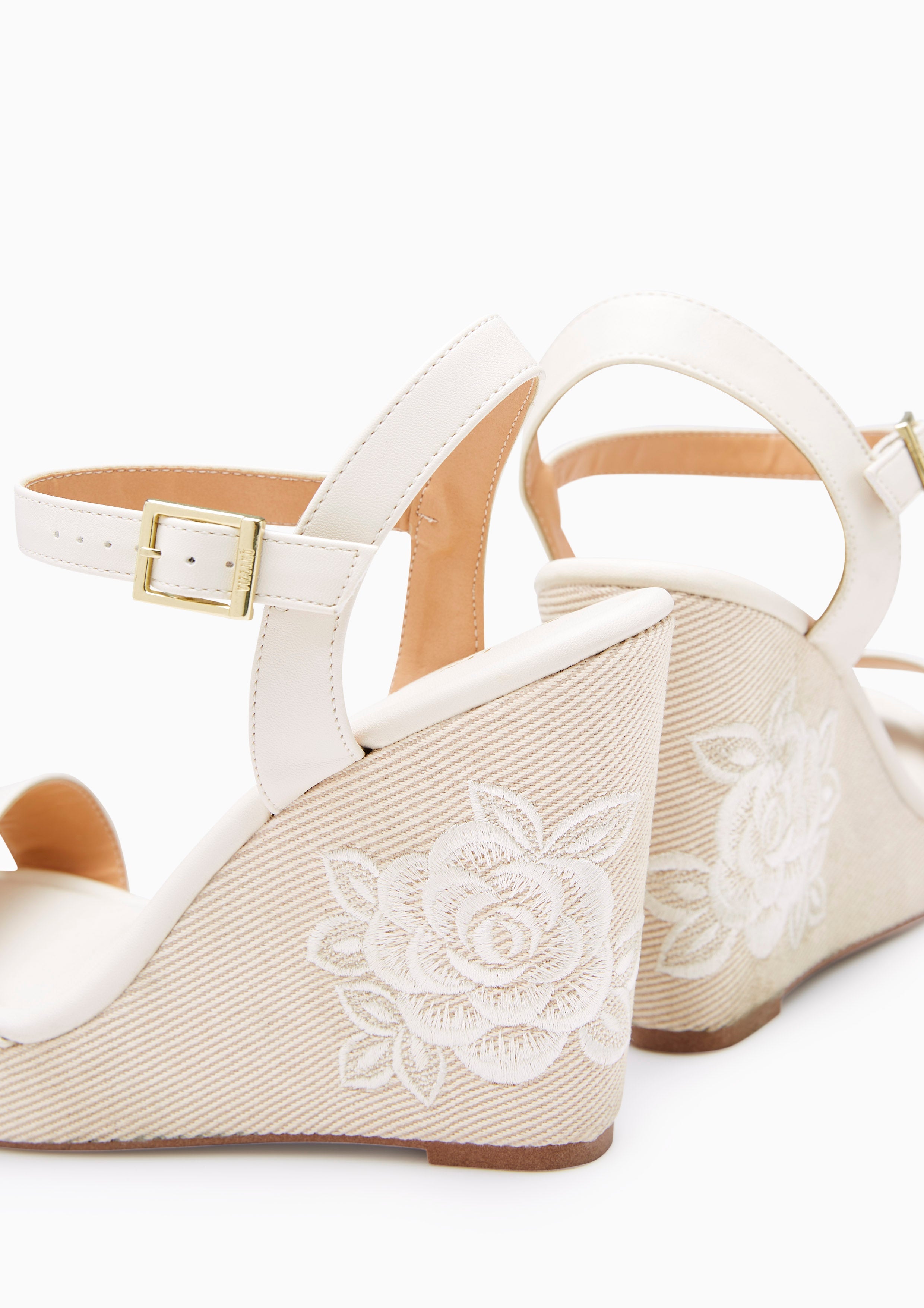 Brissa Rose Wedges Off-White