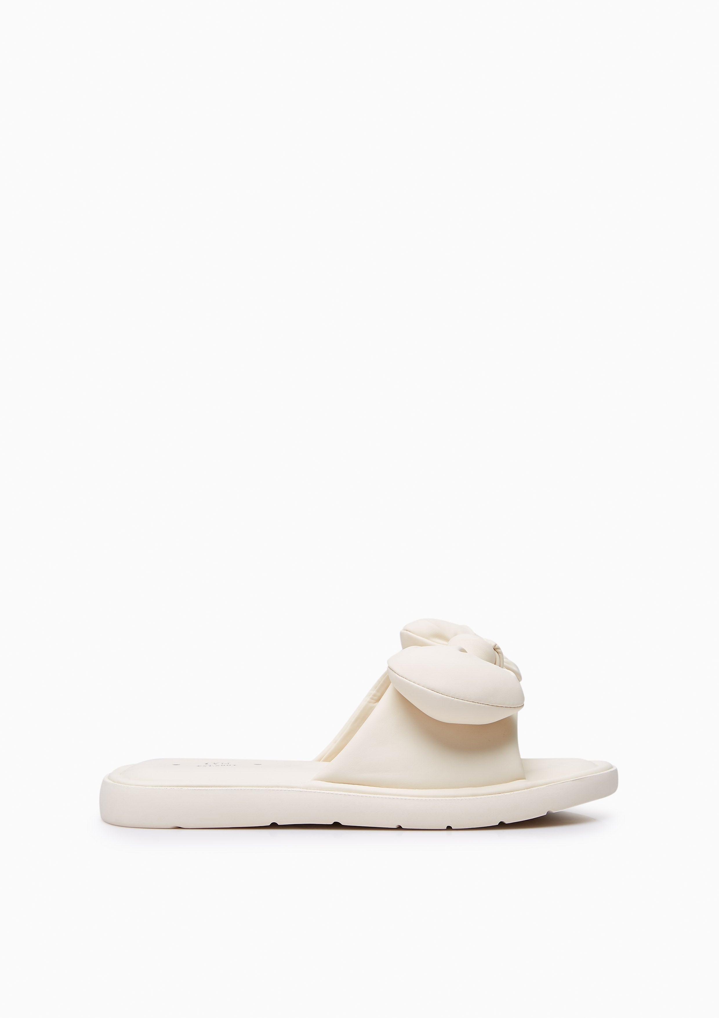 Bold Bow Sandals Ivory - Lyn TH