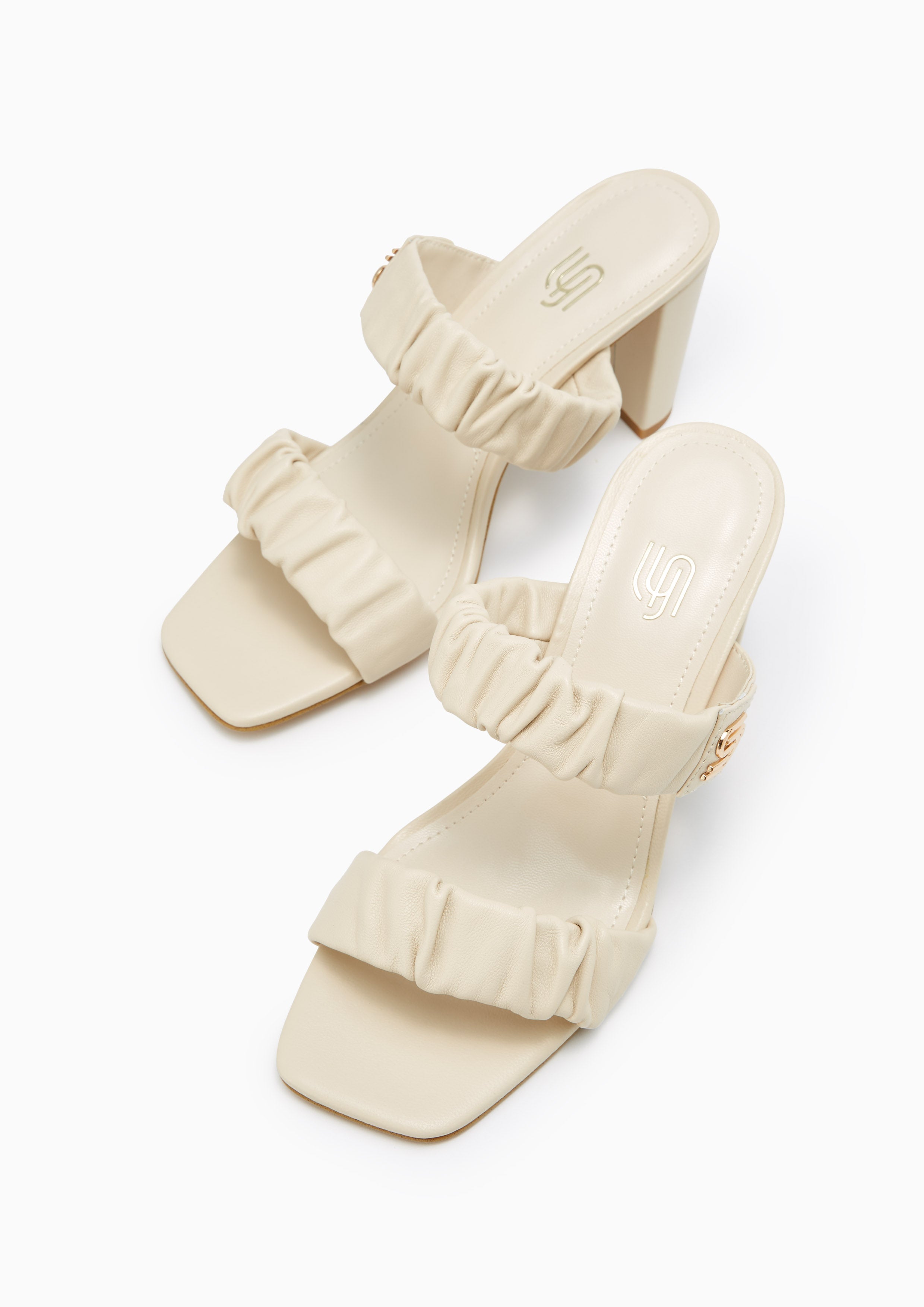 Jenny Infinite Sandals Ivory - Lyn TH