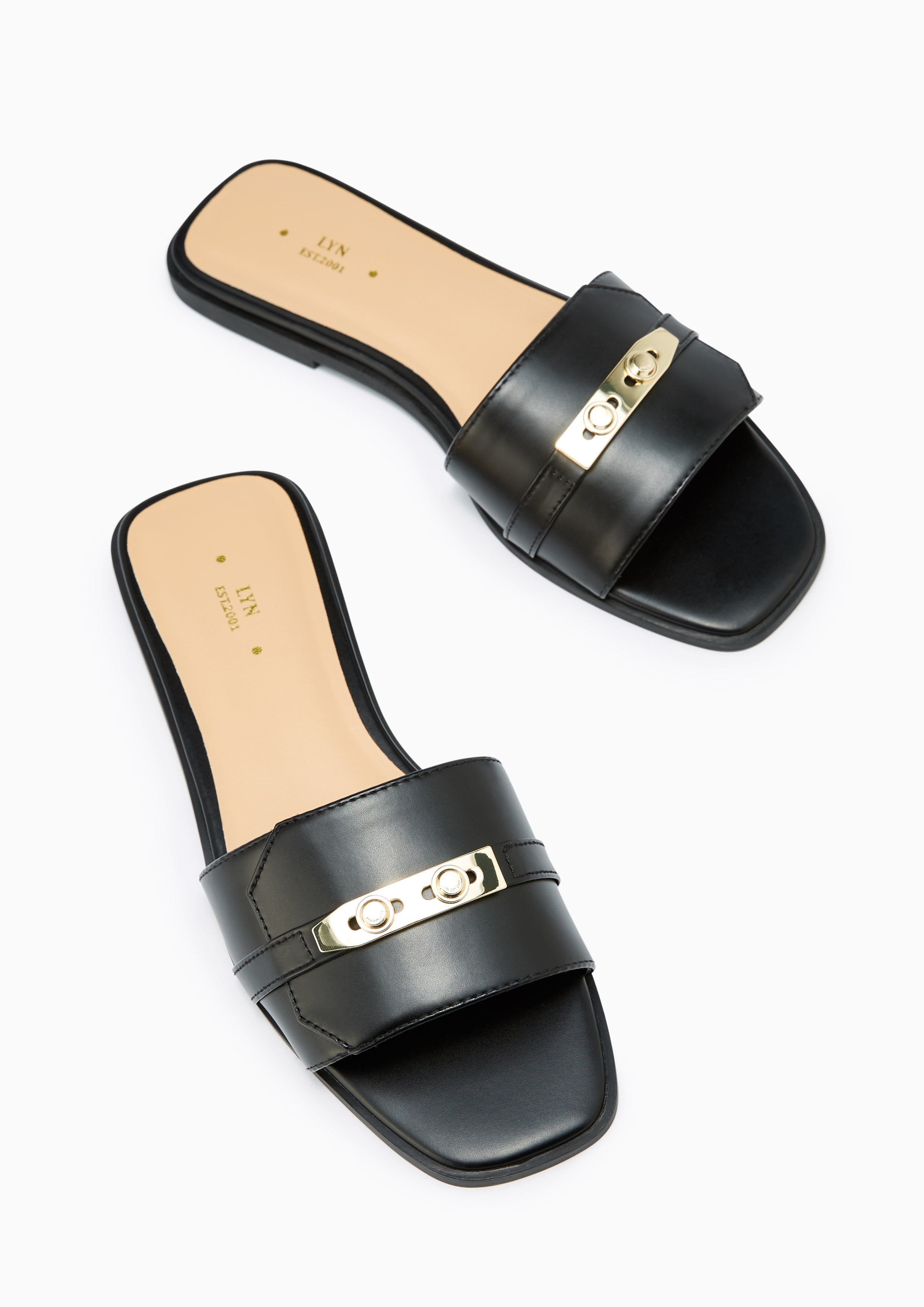 Master Flat Sandals Black - Lyn TH