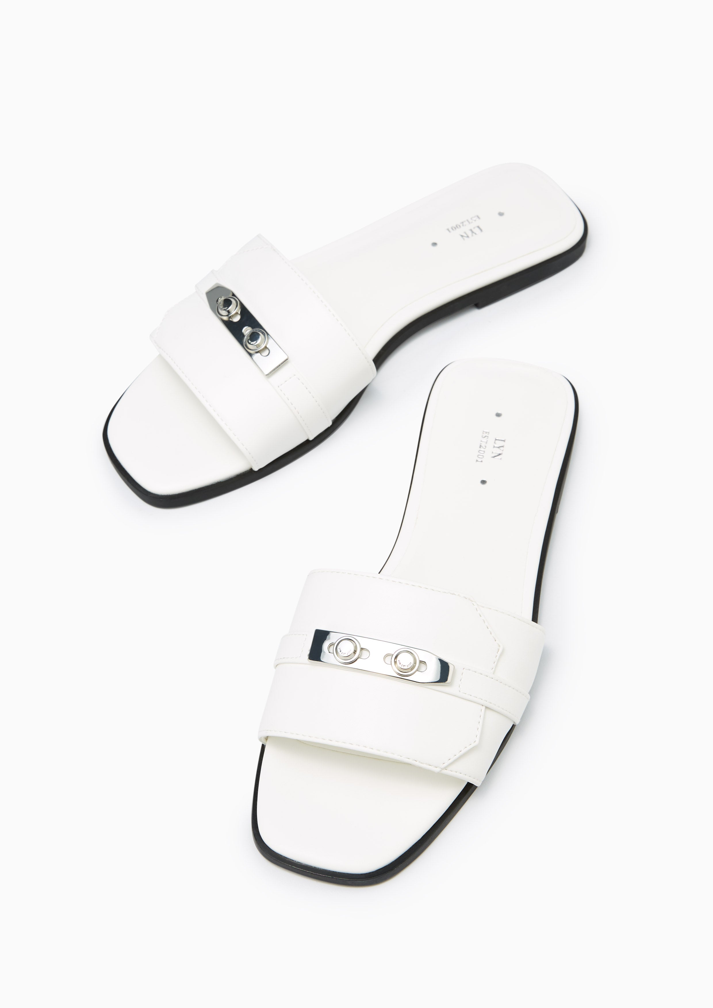 Master Flat Sandals White - Lyn TH