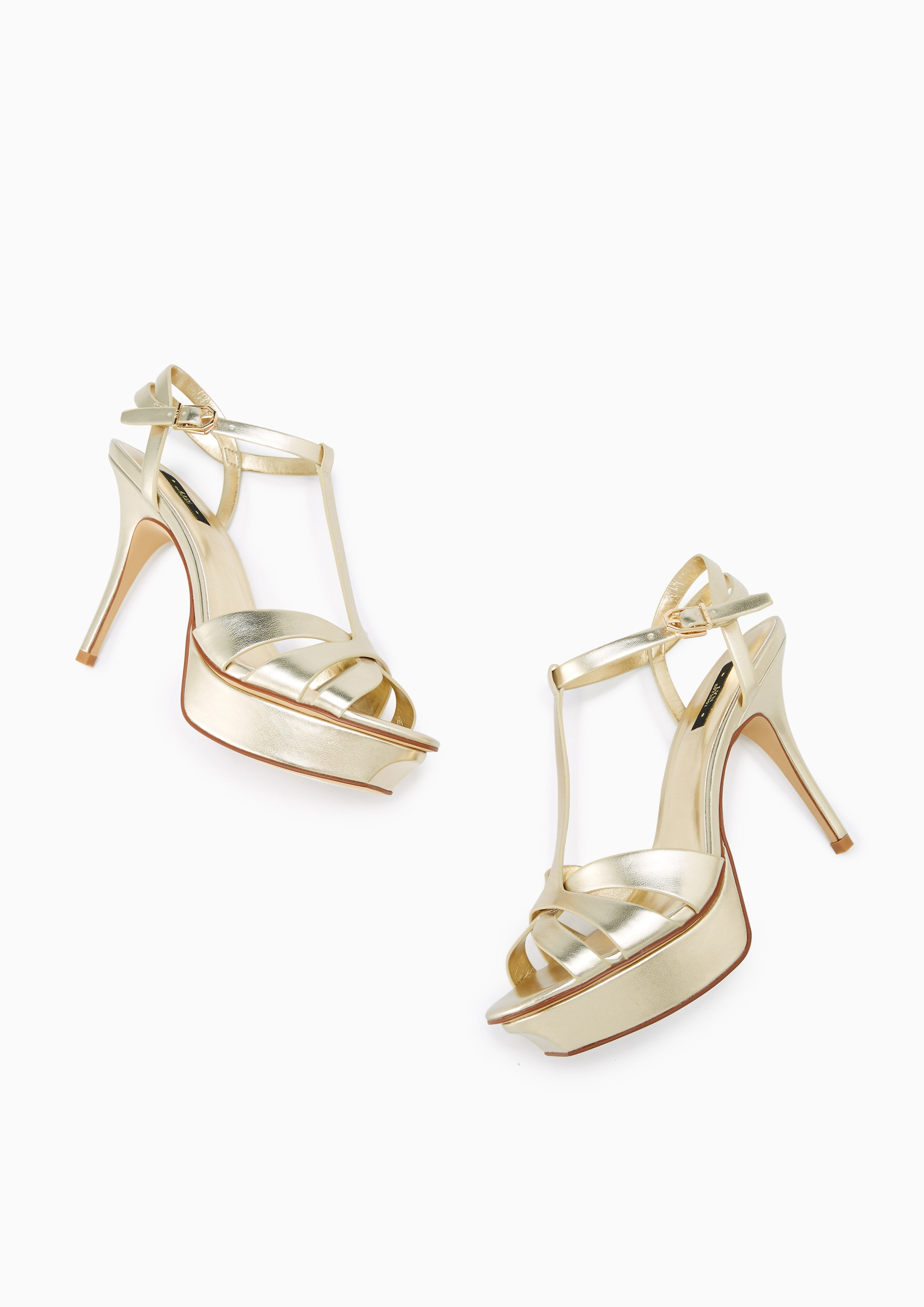 Sabella Soft Metallic Sandals Gold - Lyn TH