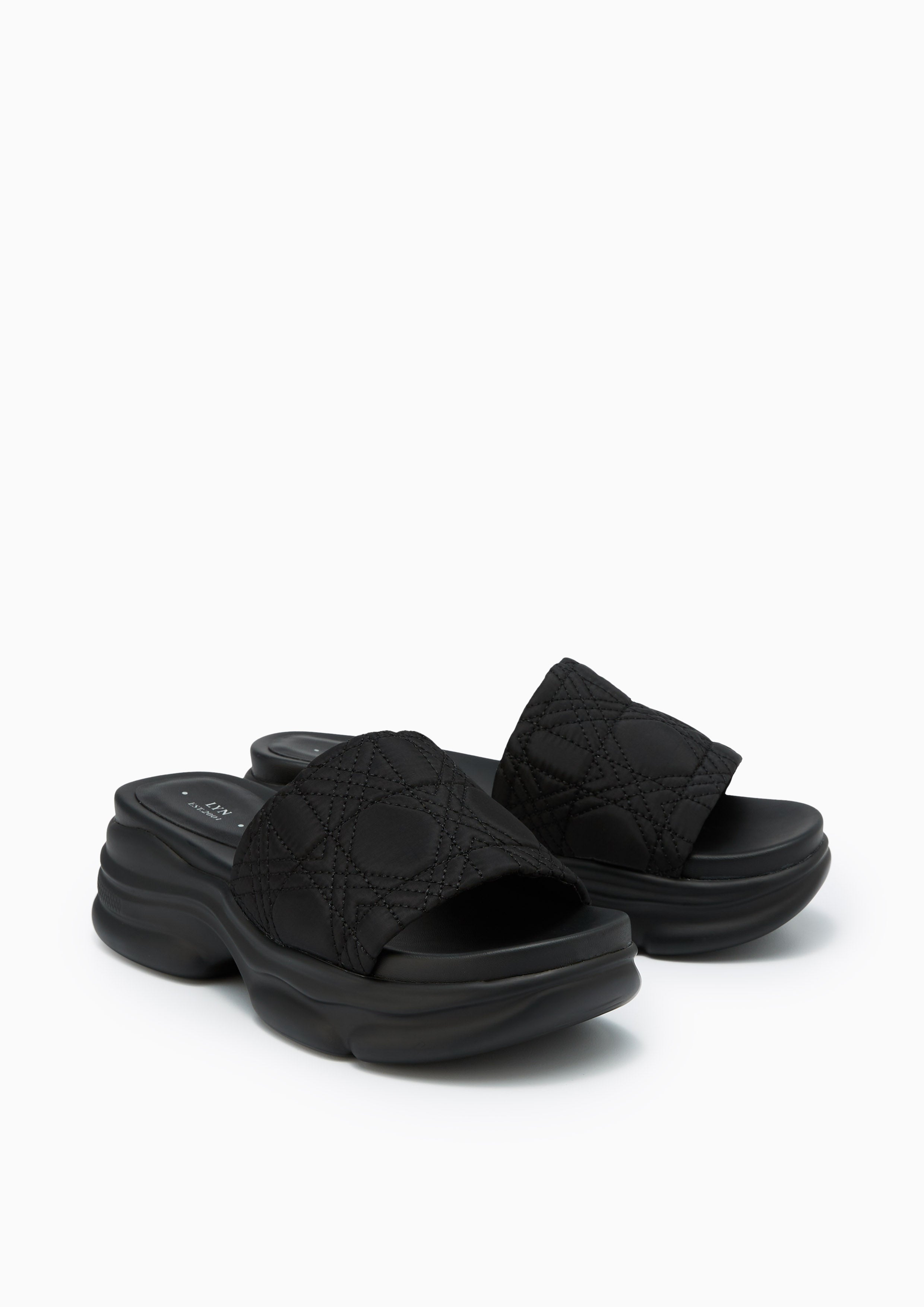 Macaroon Platform Sandals Black - Lyn TH