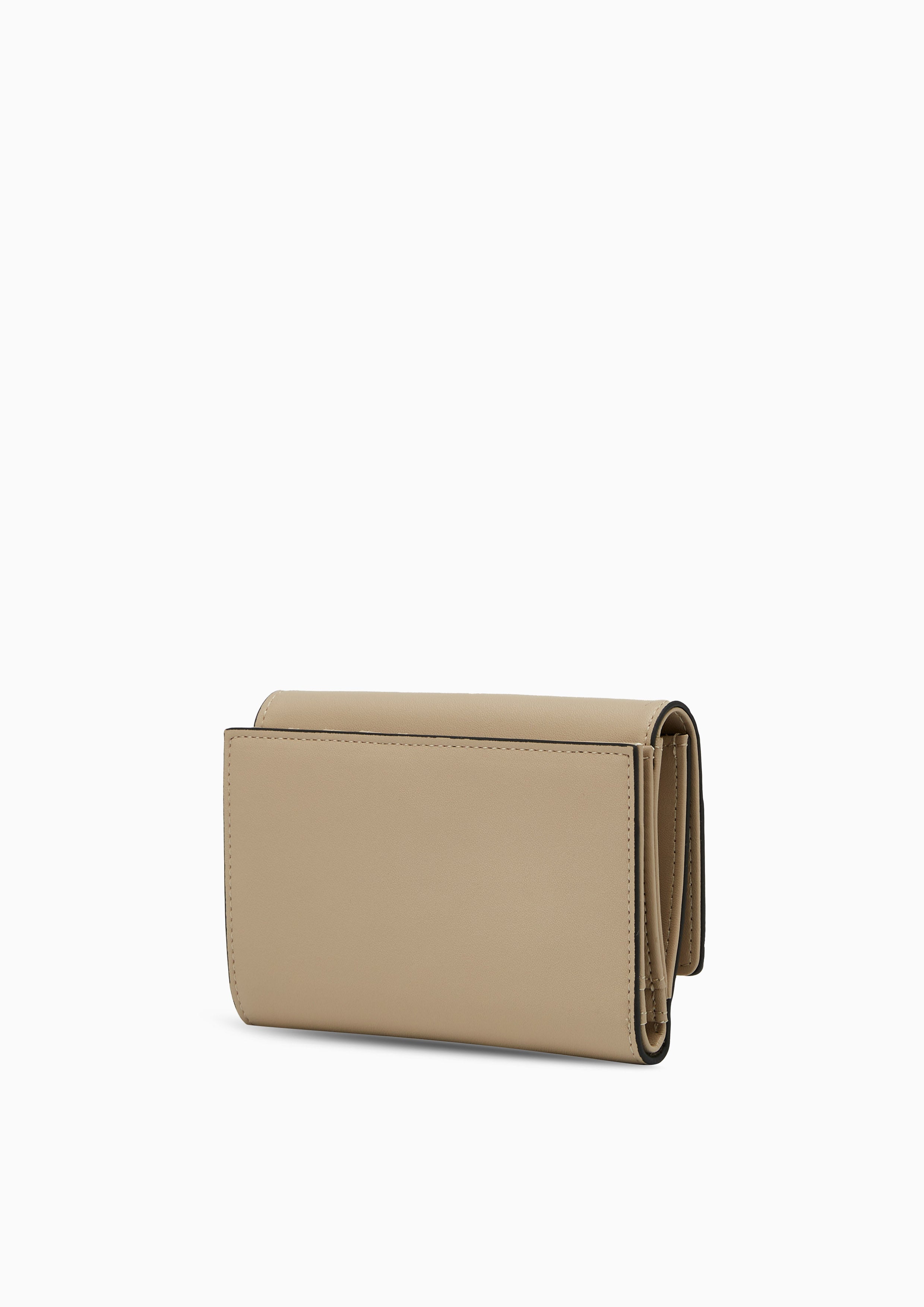 Betty Semi Short Wallet Beige - Lyn TH