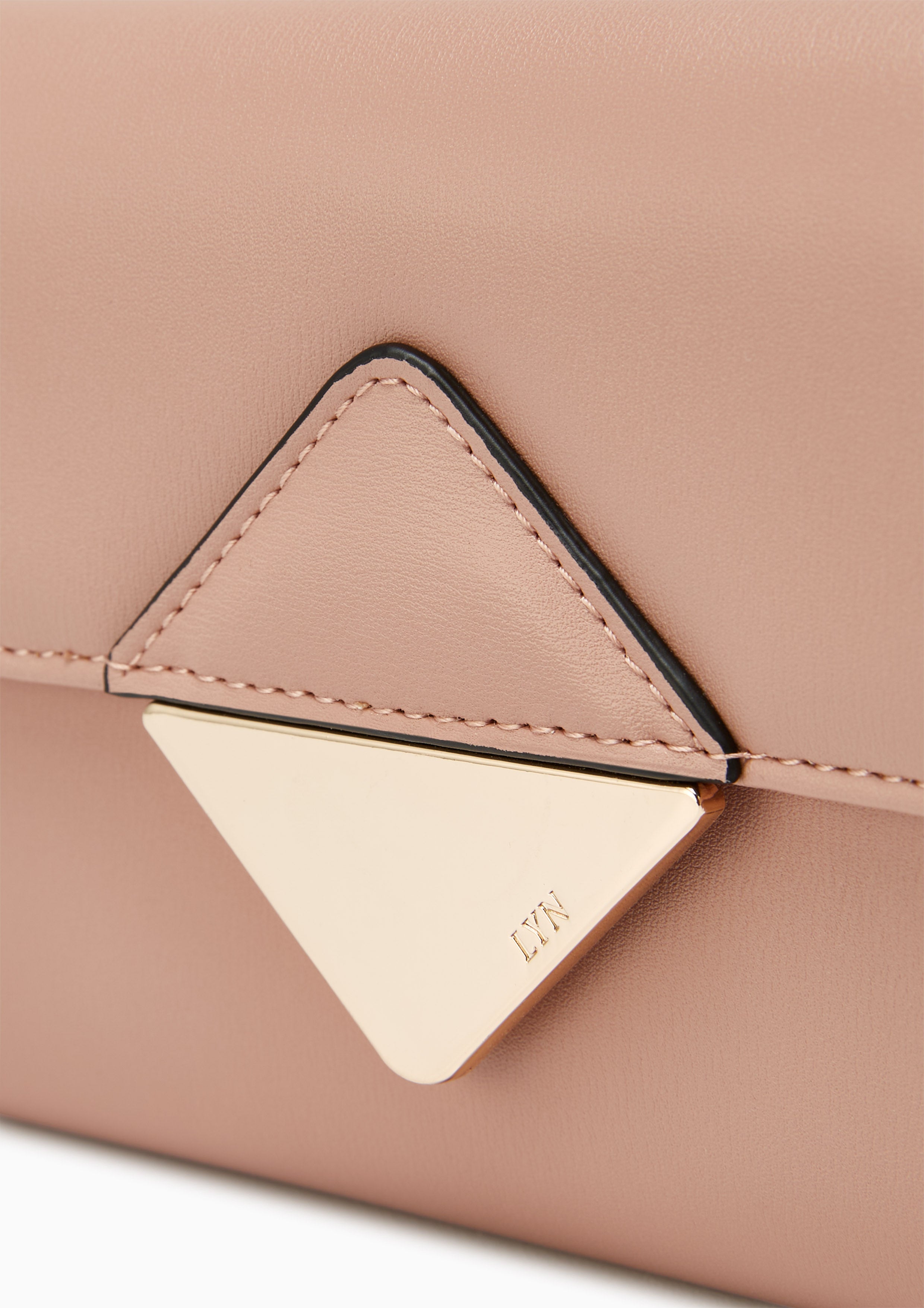 Trangle Short Wallet Pink - Lyn TH