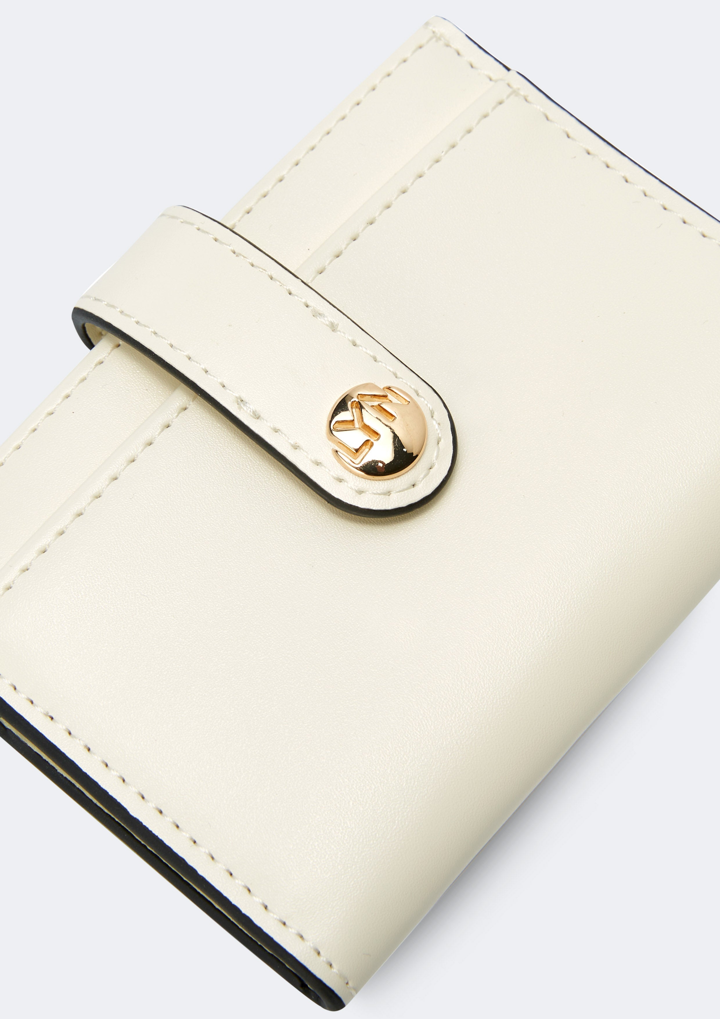 Essential Card Pocket Ivory - Lyn TH