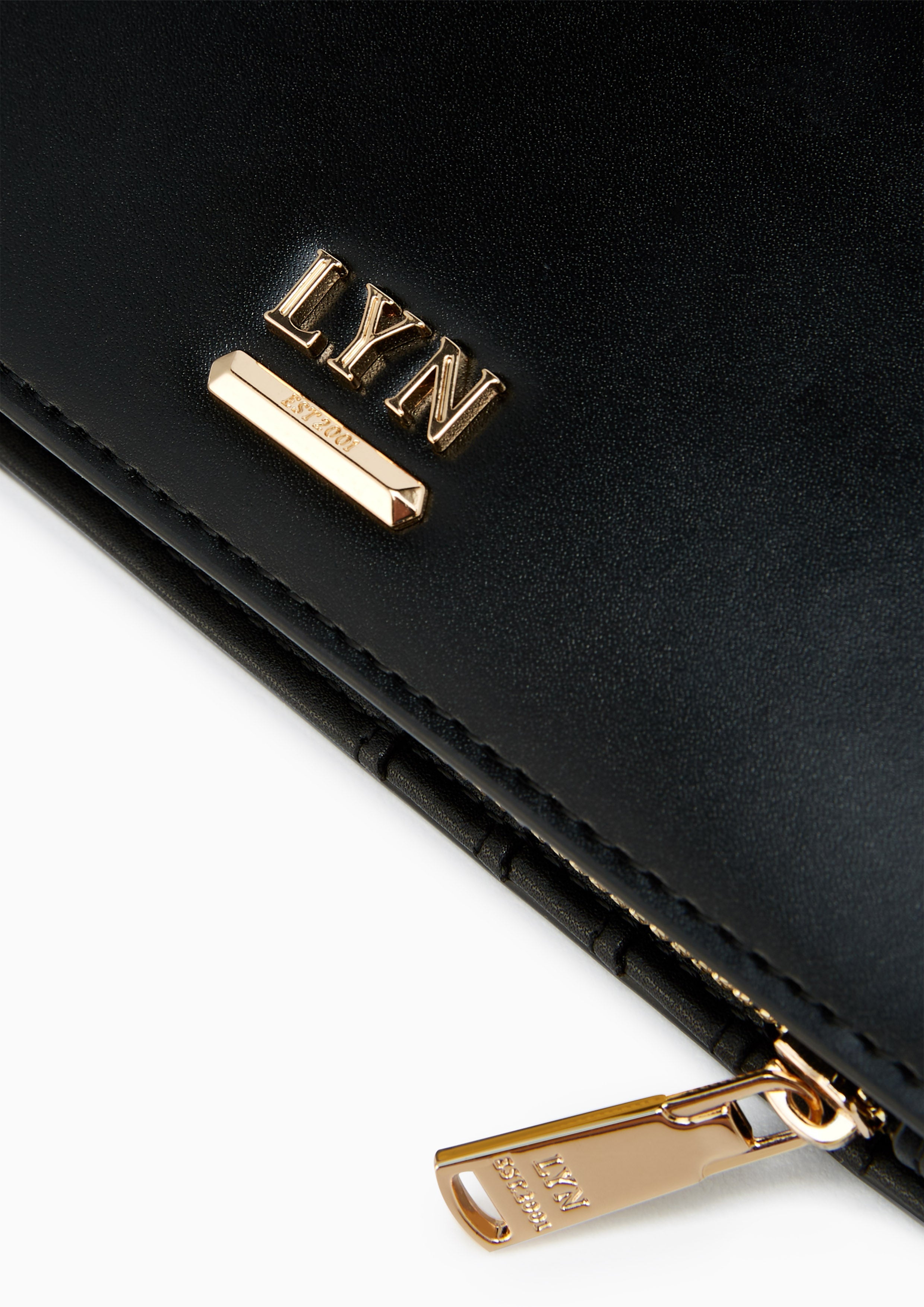 Essential Semi-Long Wallet Black - Lyn TH