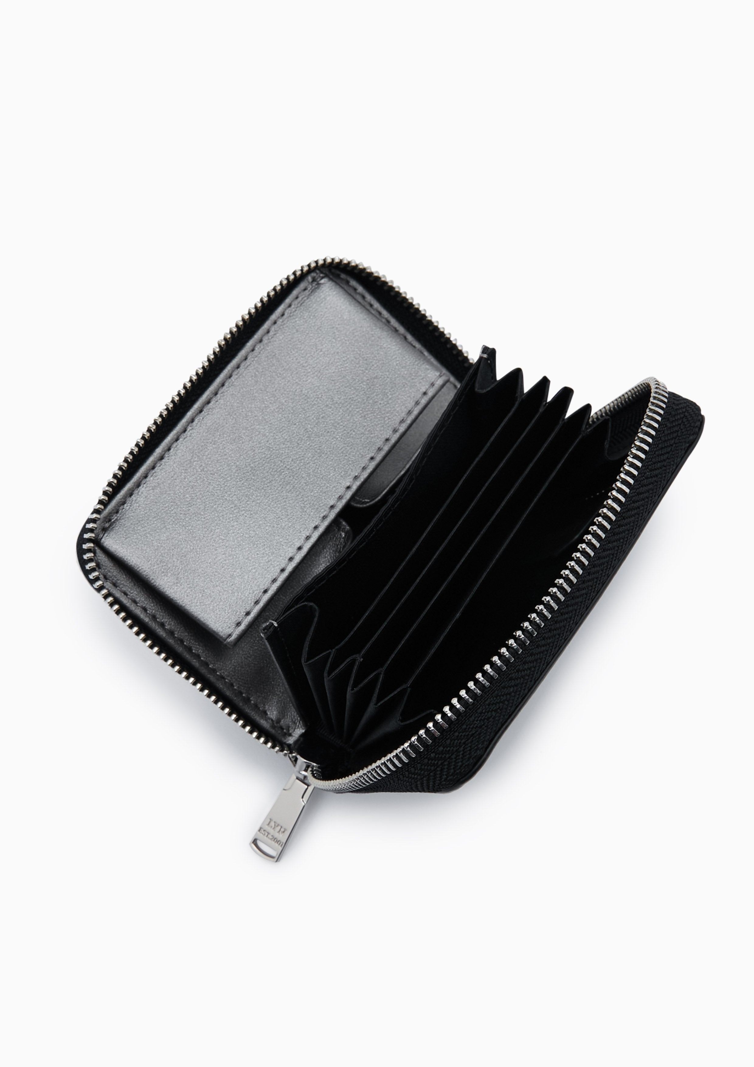 Essential Short Zip Wallet Black - Lyn TH