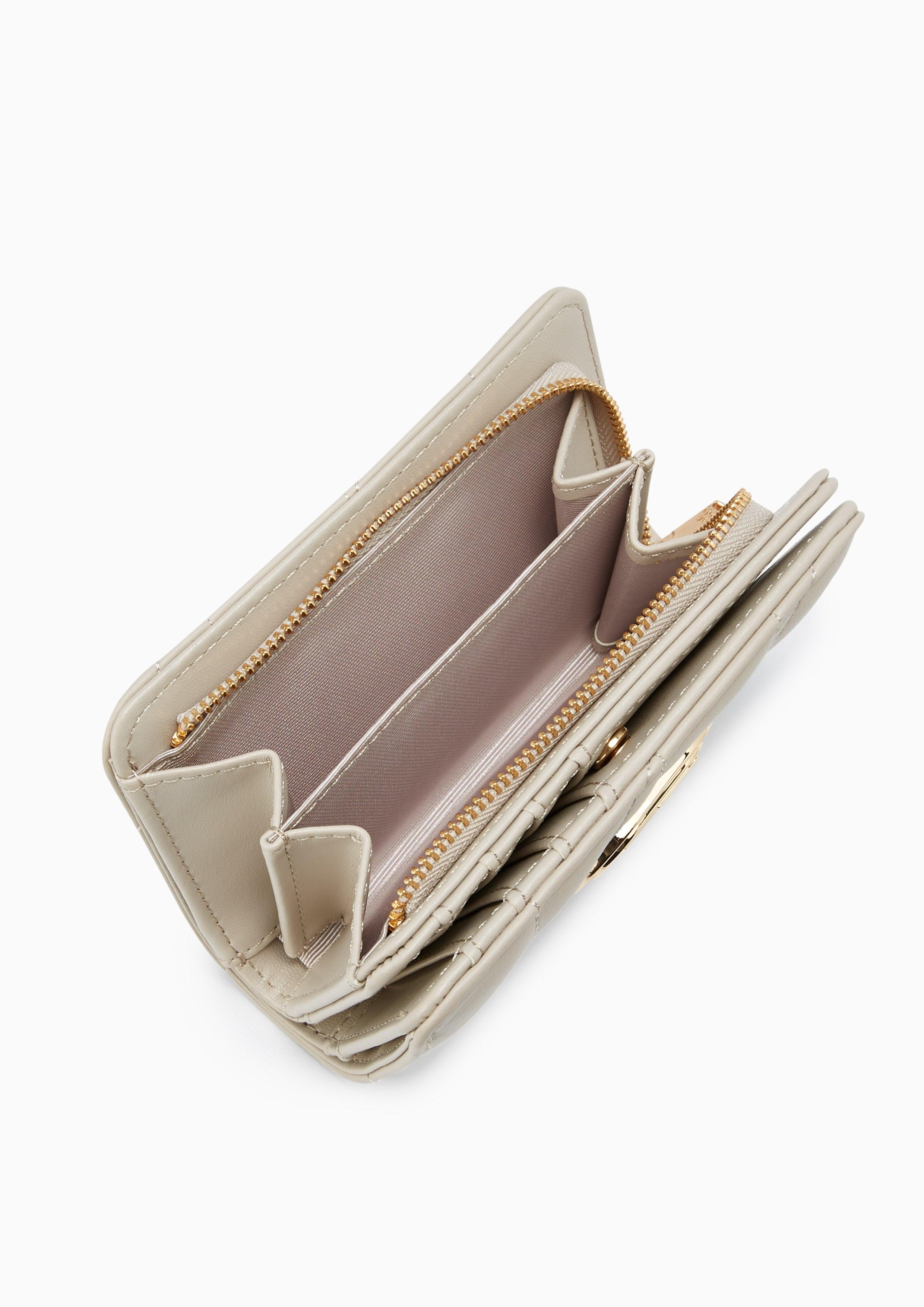 Diana Short Wallet Beige