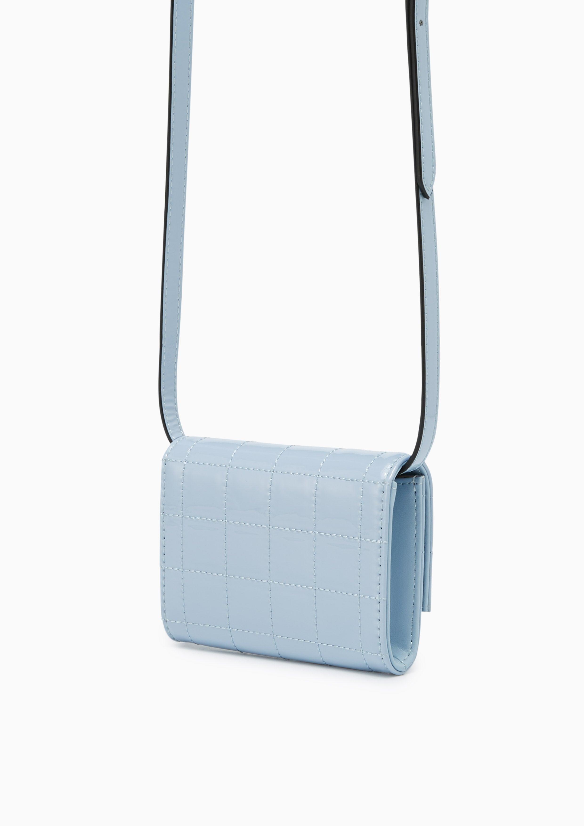 Fabien Short Wallet On Chain Blue