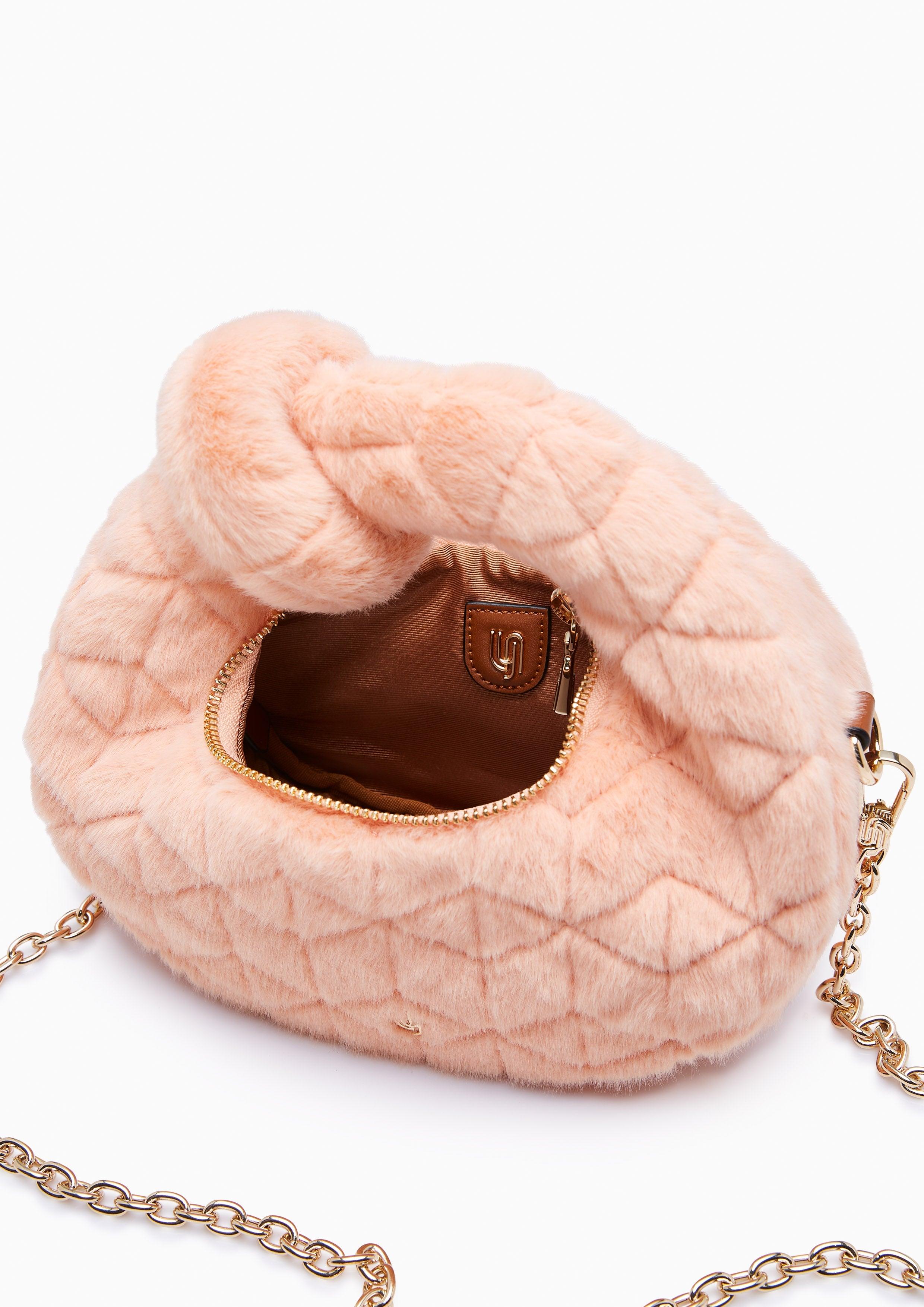 กระเป๋าสะพายข้าง Abbey Fur Inf Crossbody