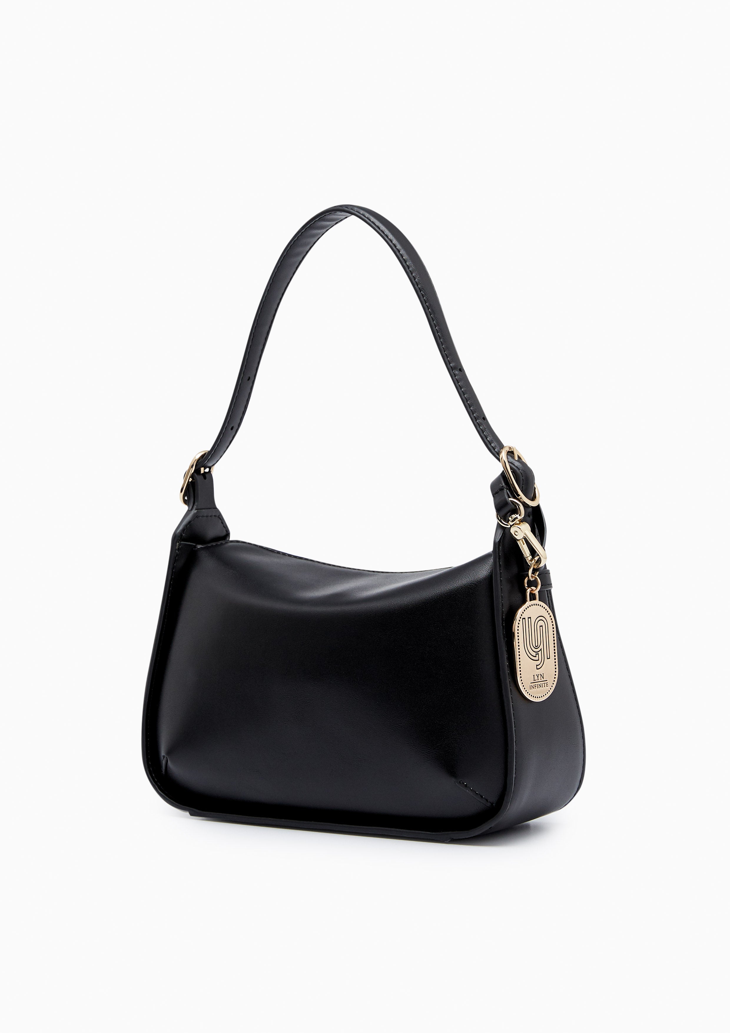 Mintage Plain Inf M Shoulder Bag Black - Lyn TH