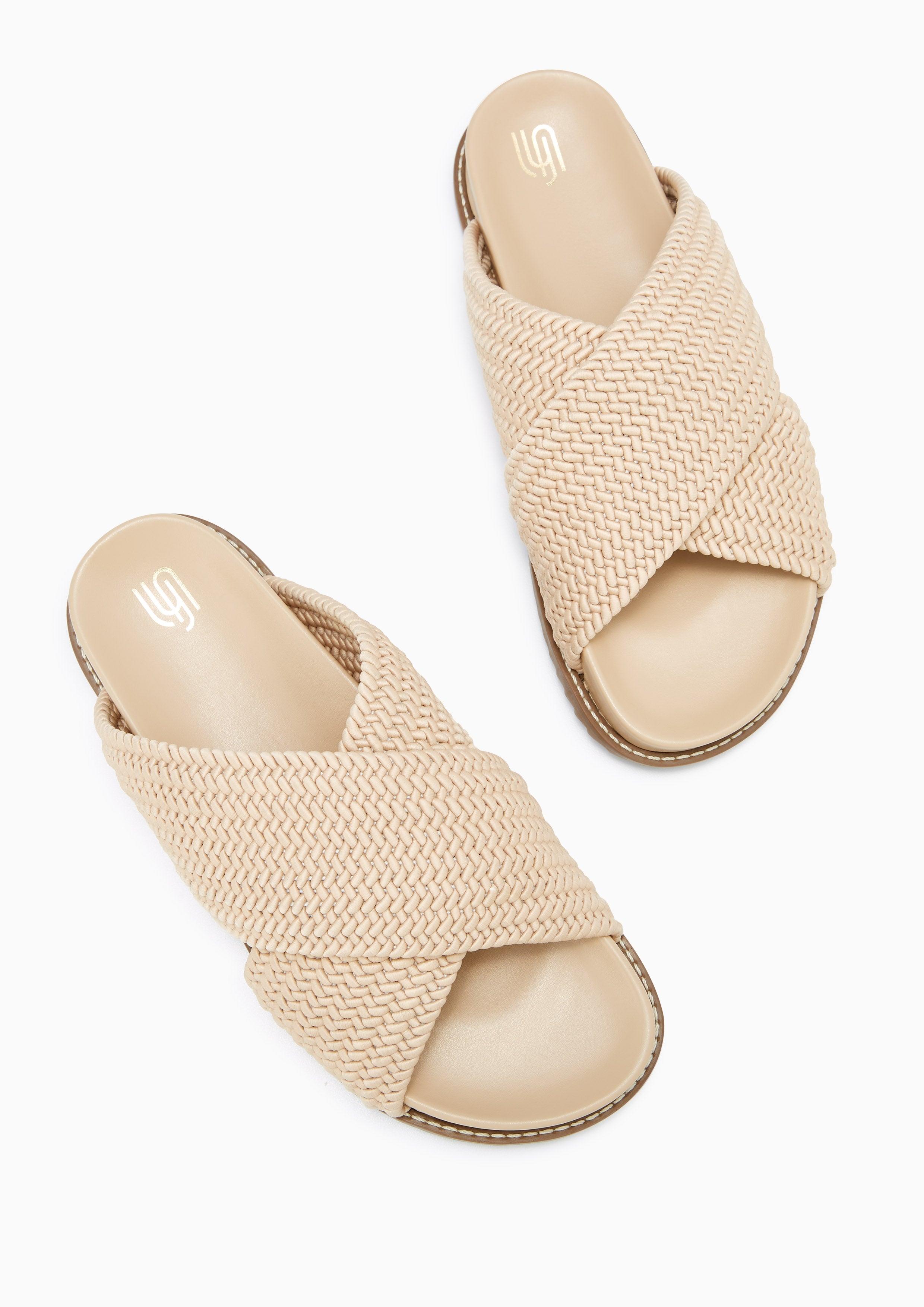 Besbes Infinite Flat Sandals Beige - Lyn TH