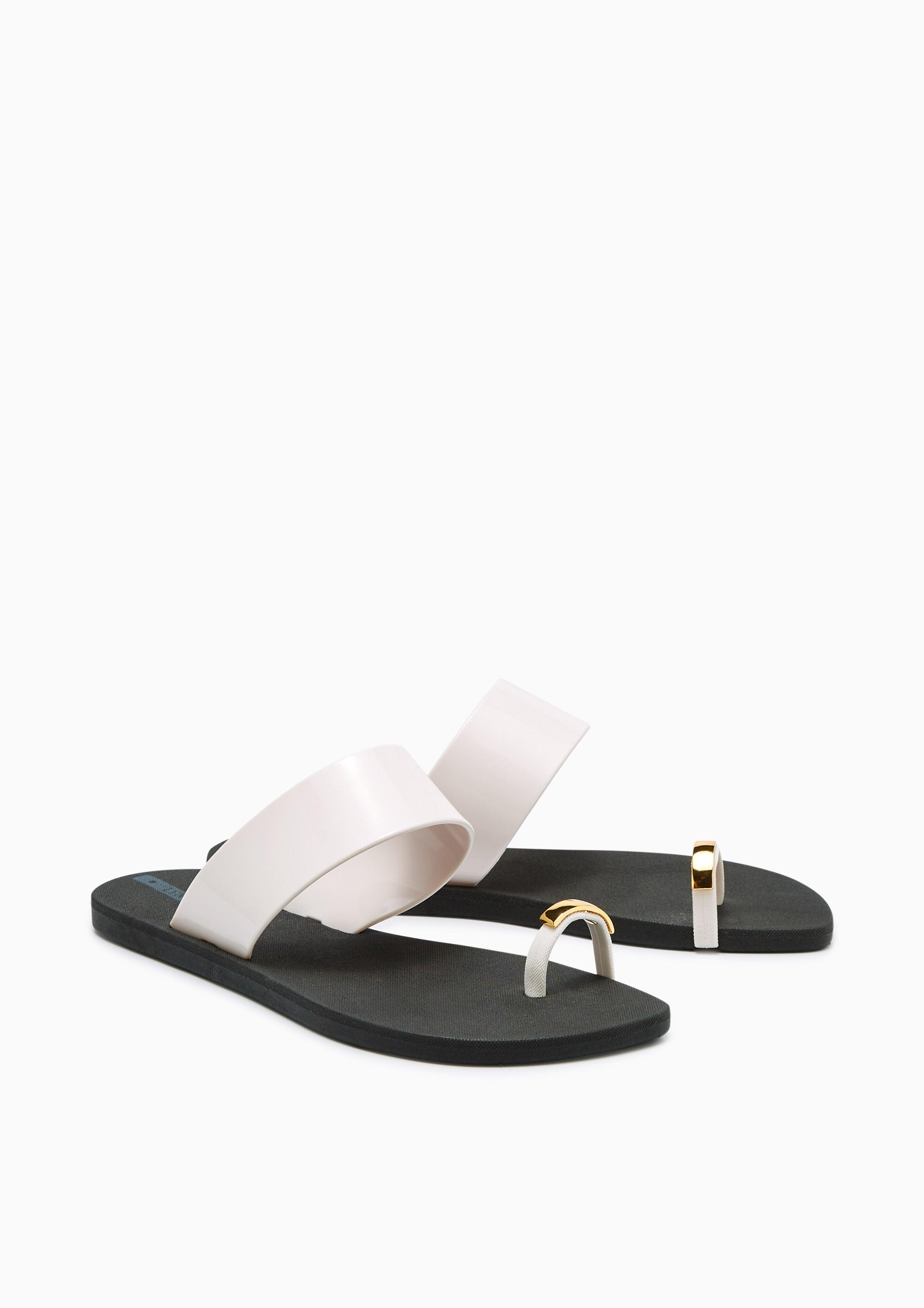 Byron Flat Sandals Off-White - Lyn TH