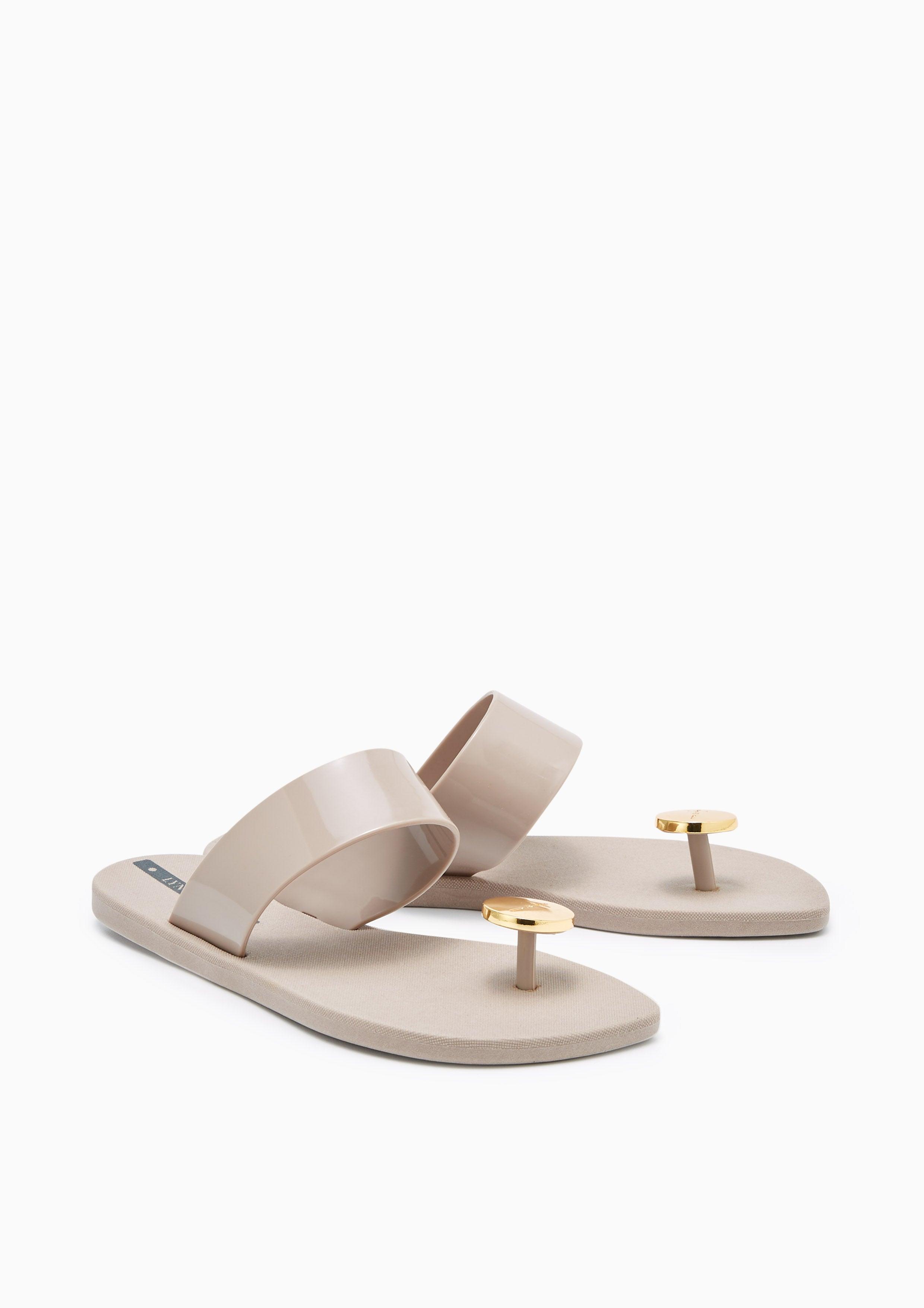 Bryony Flat Sandals Beige - Lyn TH