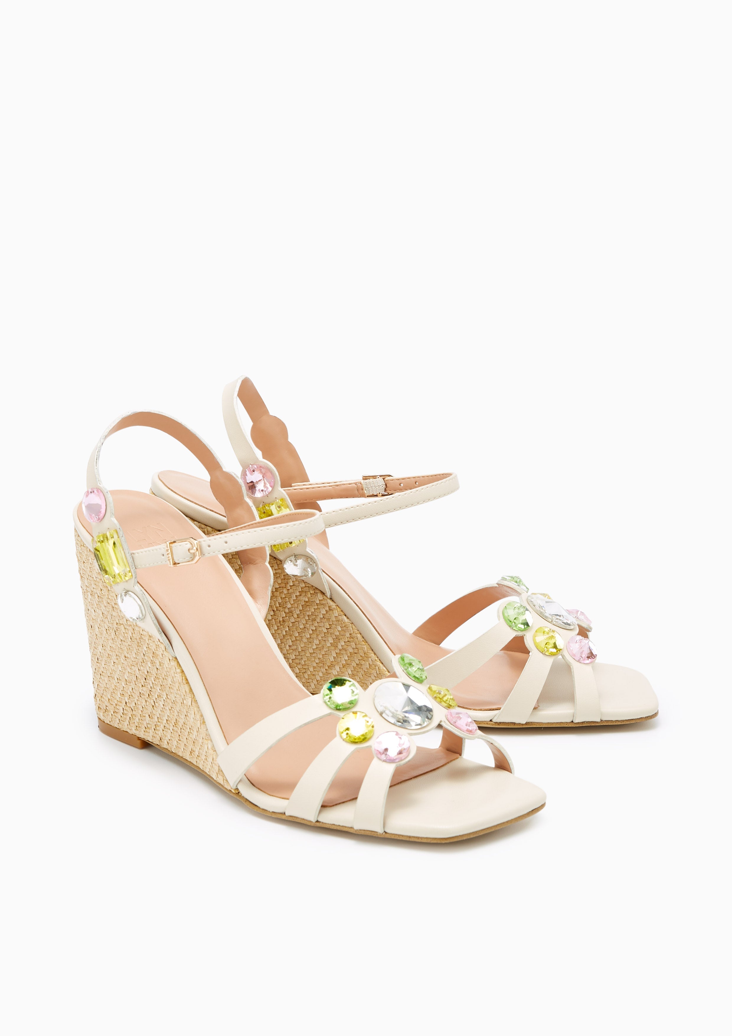 Cixy Wedges Beige - Lyn TH