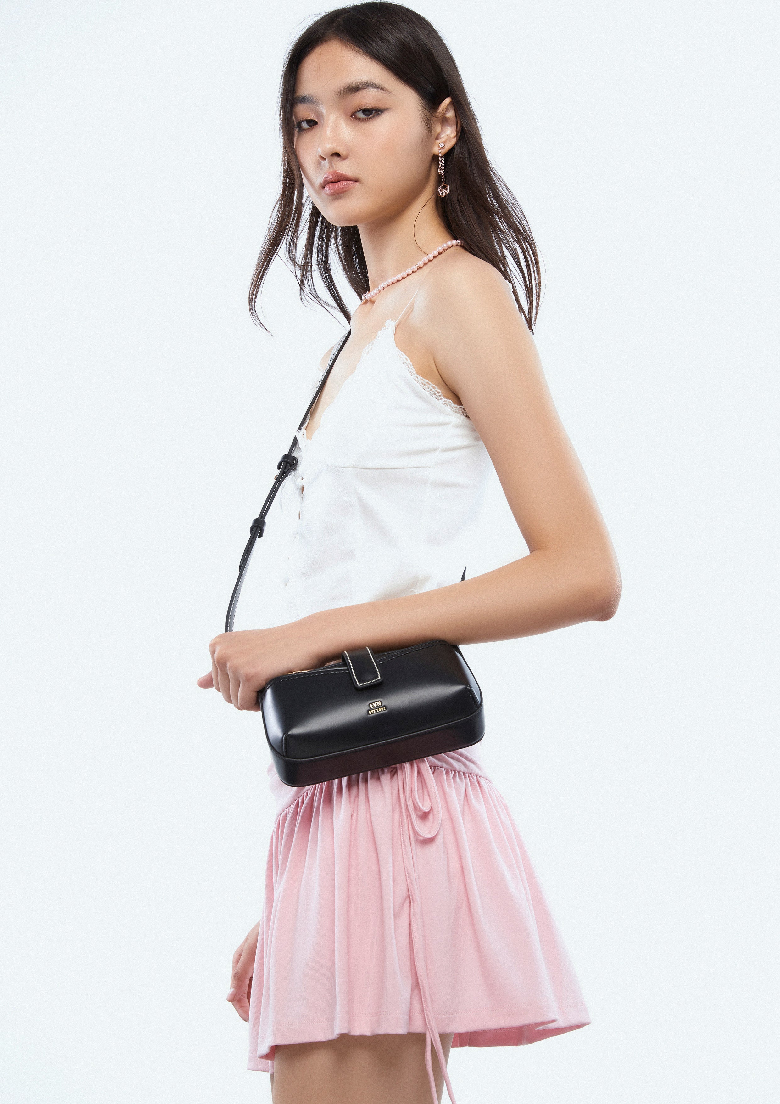 Andrea M Crossbody Bag Black