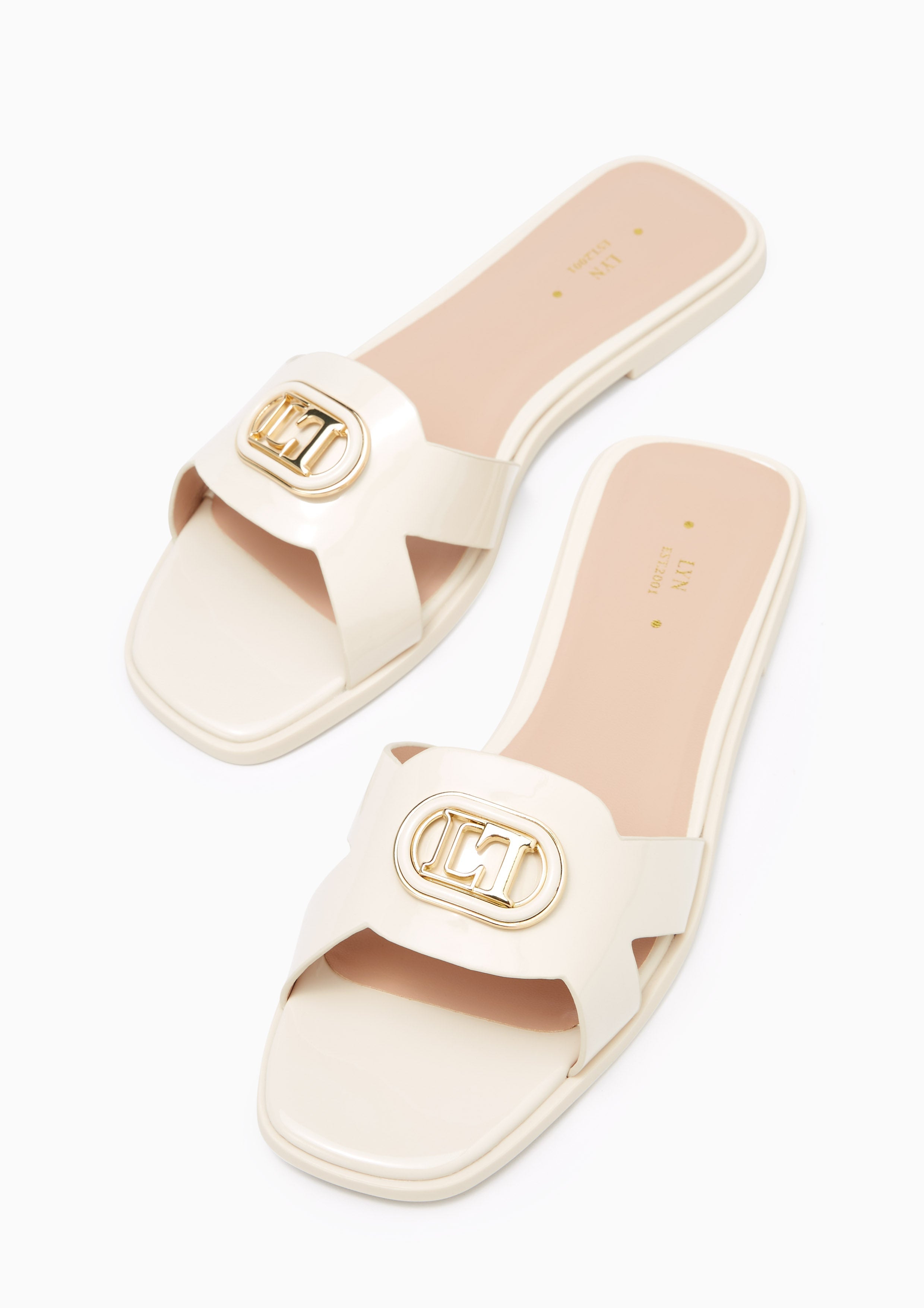 April Flat Sandals Ivory