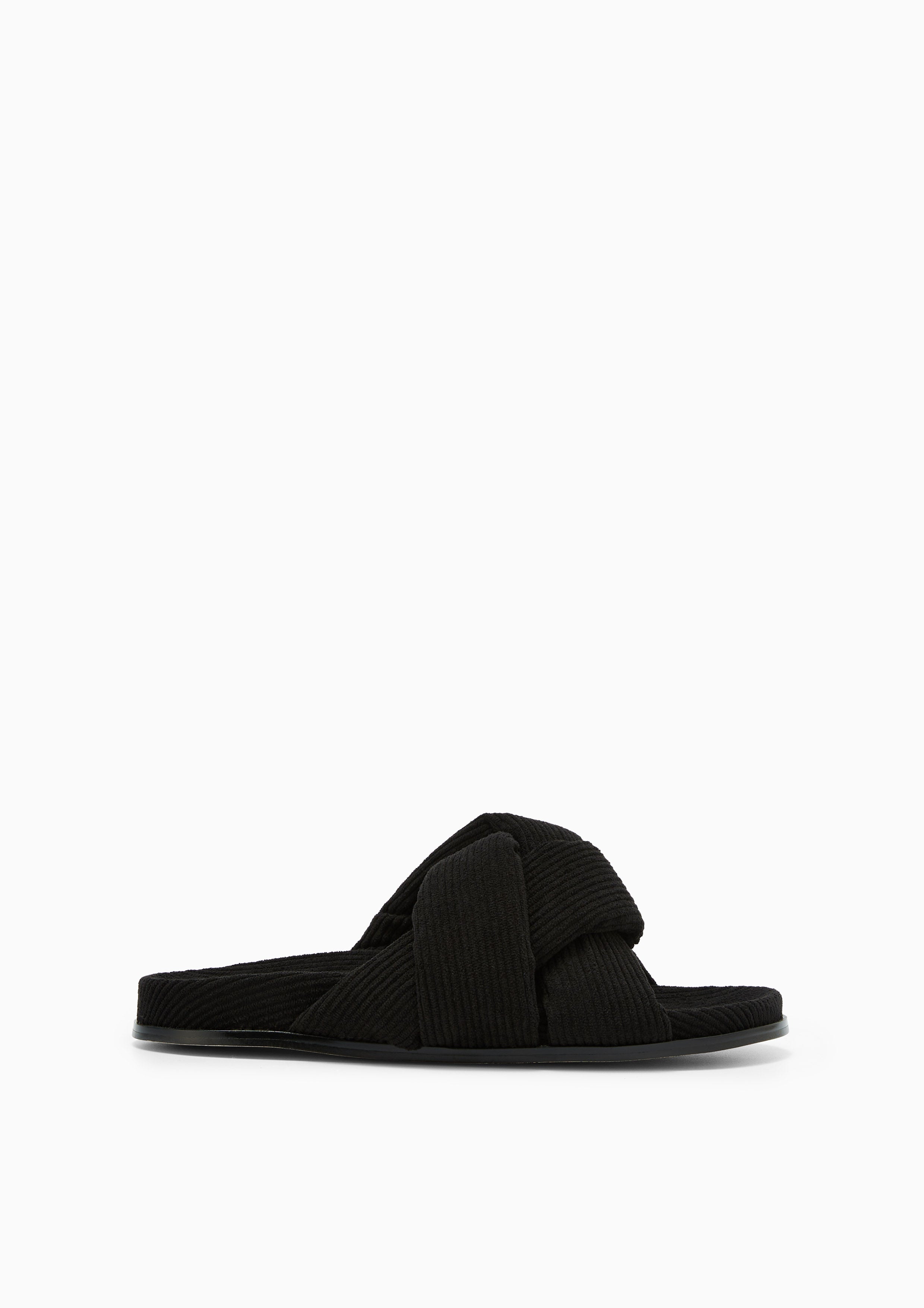 Jovi Flat Sandals Black