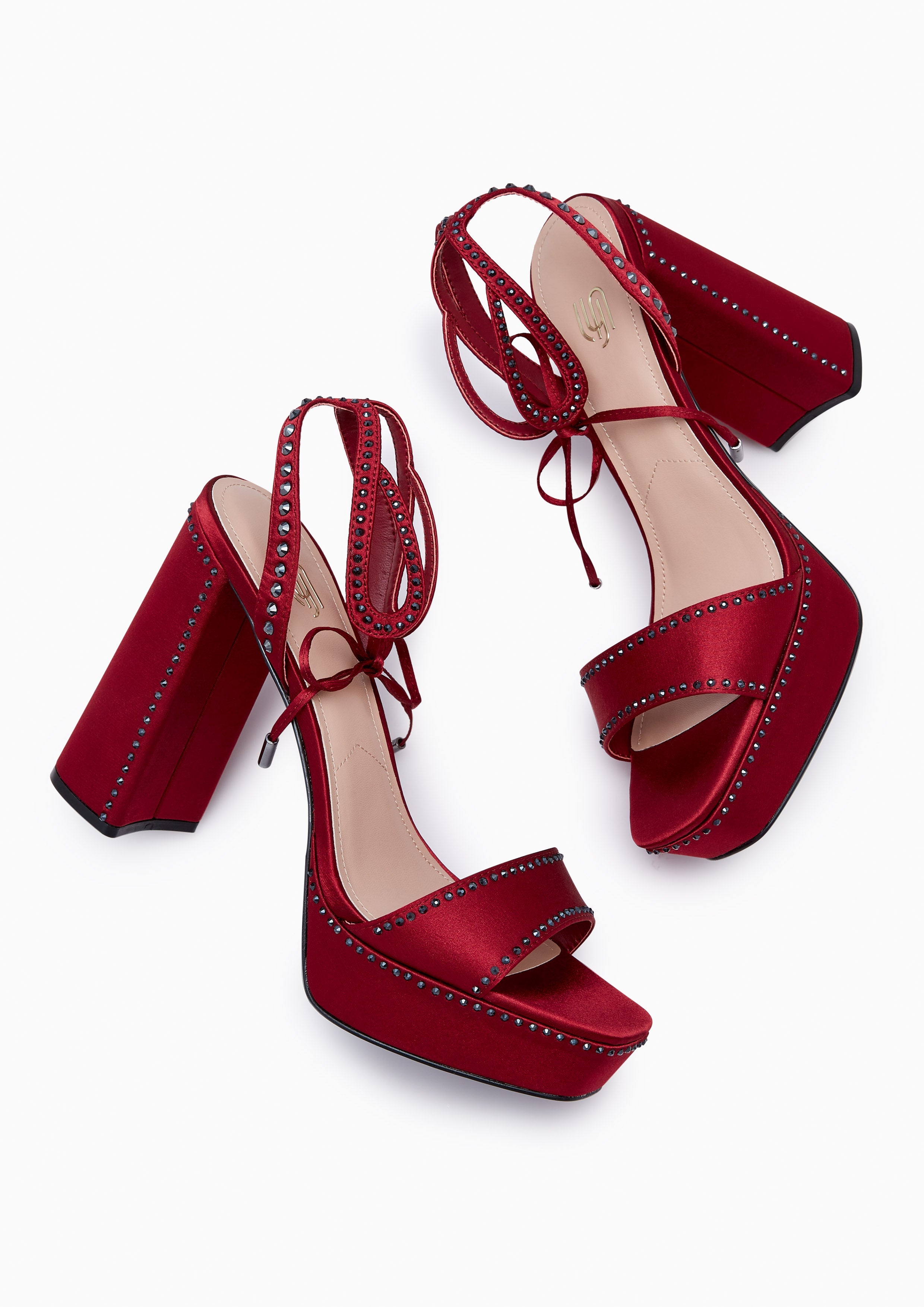 Perla Infinite Platform Heels Dark Red